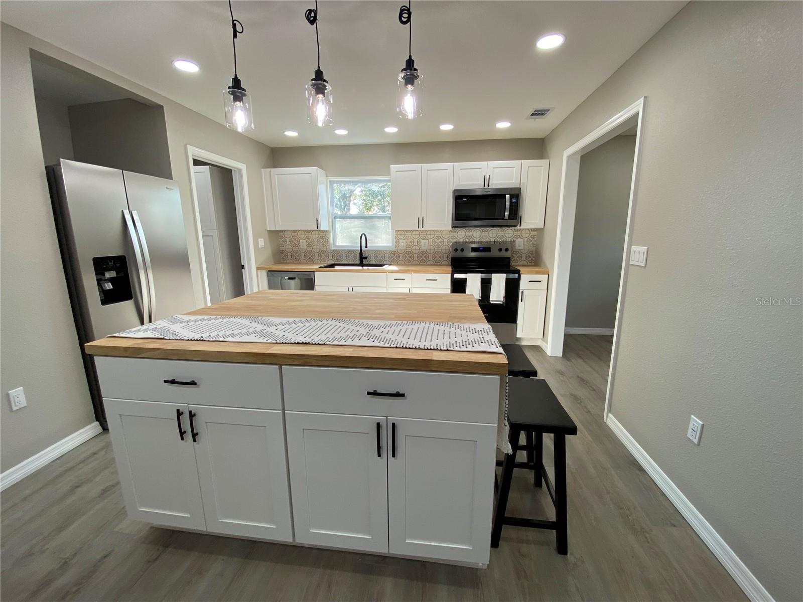 12704 LACEY DR, NEW PORT RICHEY, FL — photo 2