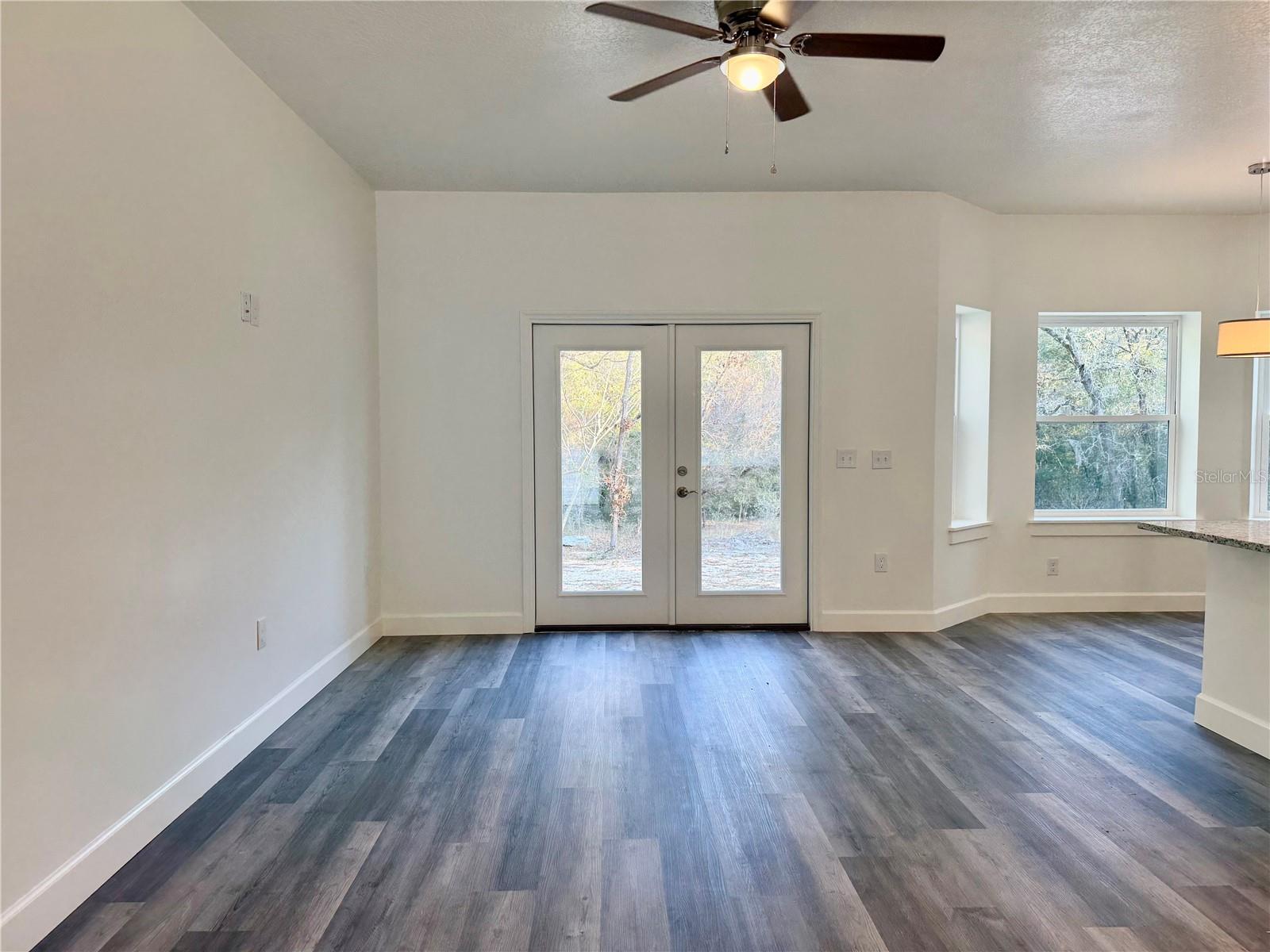931 NE 154TH TER, WILLISTON, FL — photo 10