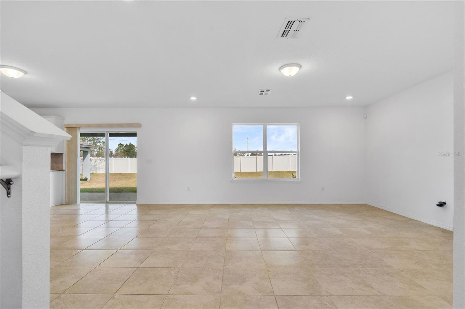 9644 SUMMERS CAY CIR, THONOTOSASSA, FL — photo 10