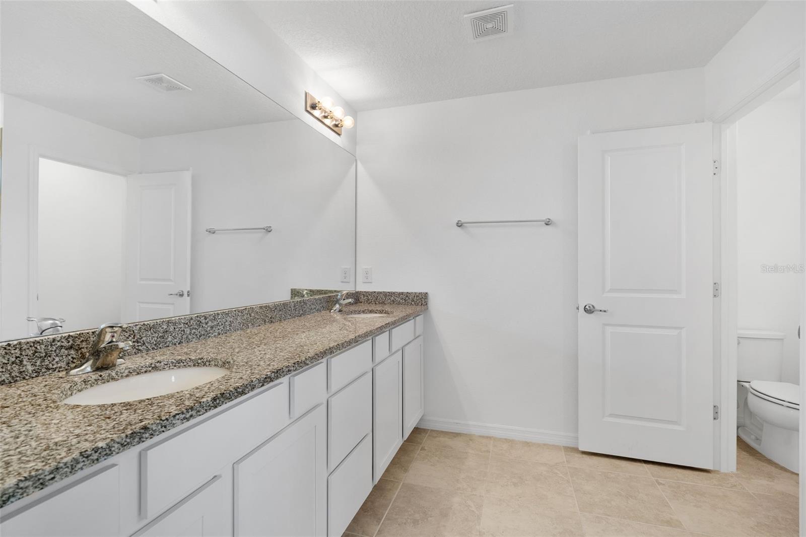 9644 SUMMERS CAY CIR, THONOTOSASSA, FL — photo 36