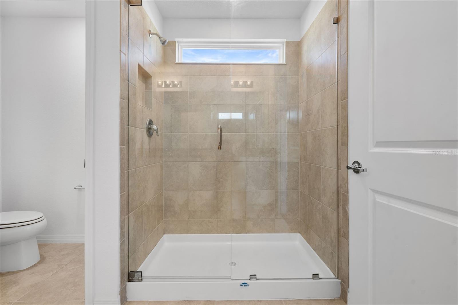 9644 SUMMERS CAY CIR, THONOTOSASSA, FL — photo 38