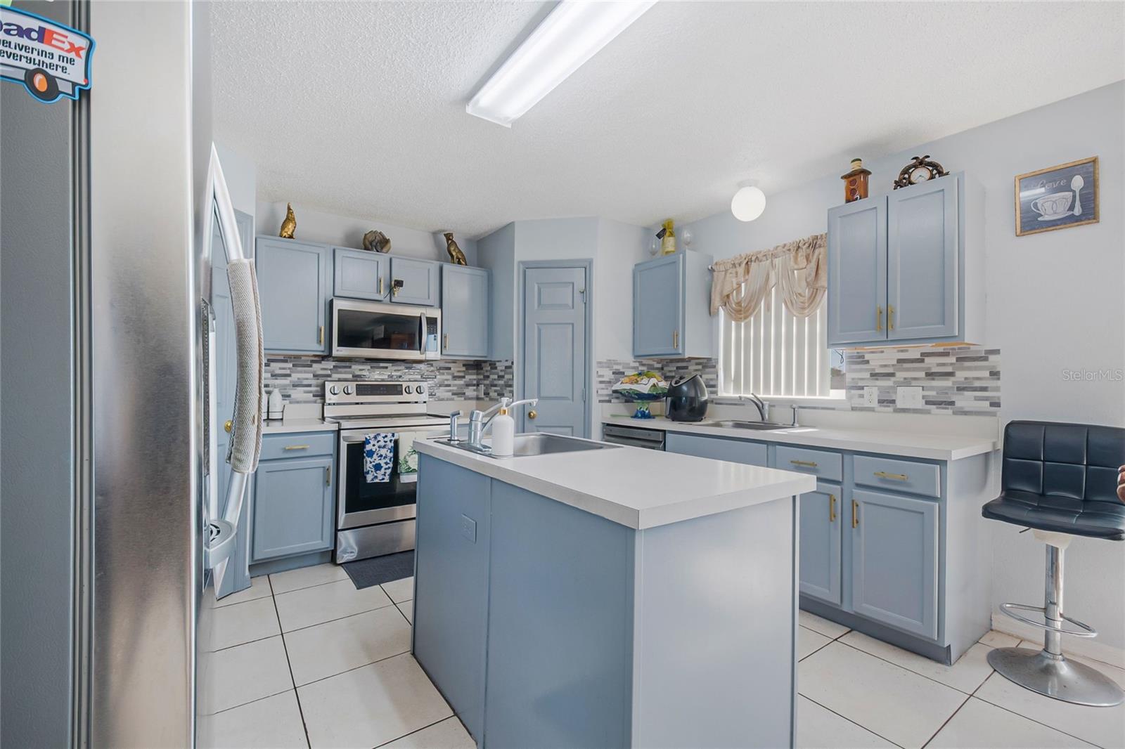 6 ALICANTE CT, KISSIMMEE, FL — photo 12