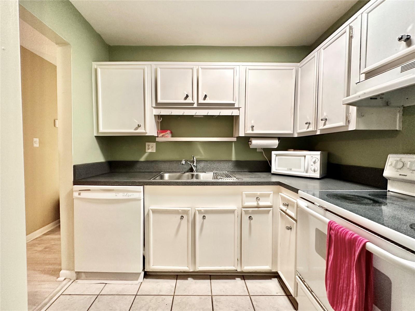 2834 SW 14TH DR #305, GAINESVILLE, FL — photo 12