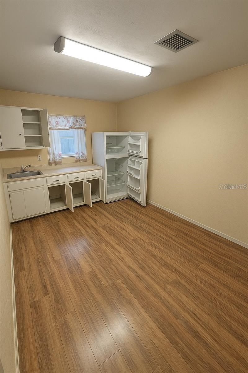448 N KANSAS AVE, DELAND, FL — photo 15
