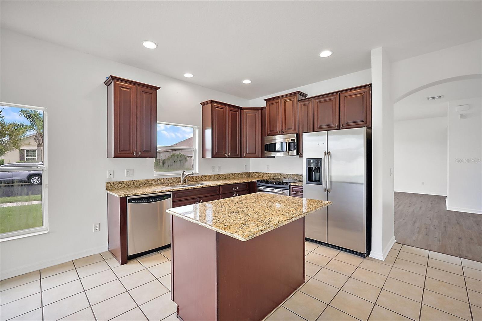 401 GRASSY KEY WAY, GROVELAND, FL — photo 33