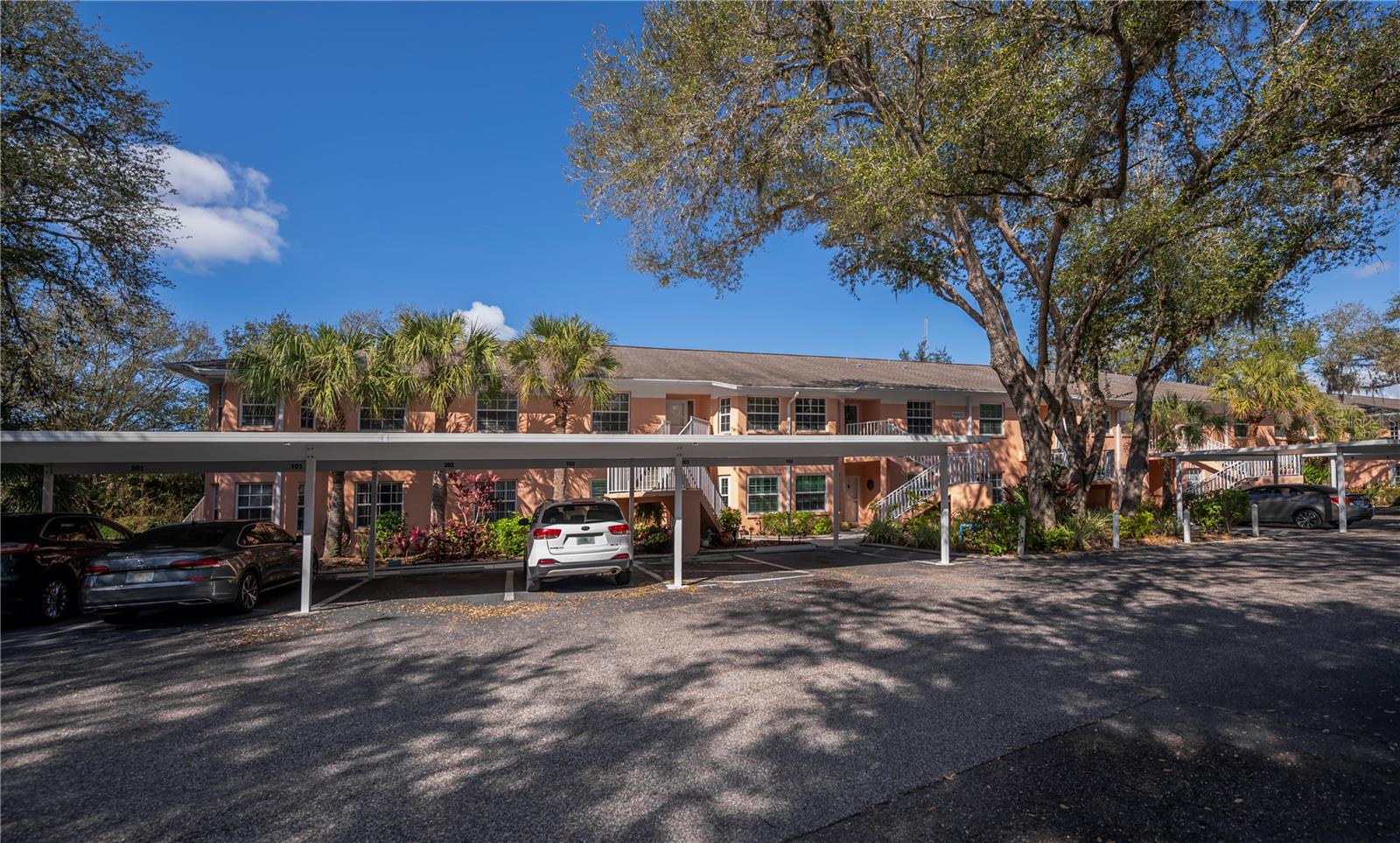19300 WATER OAK DR #102, PORT CHARLOTTE, FL — photo 2