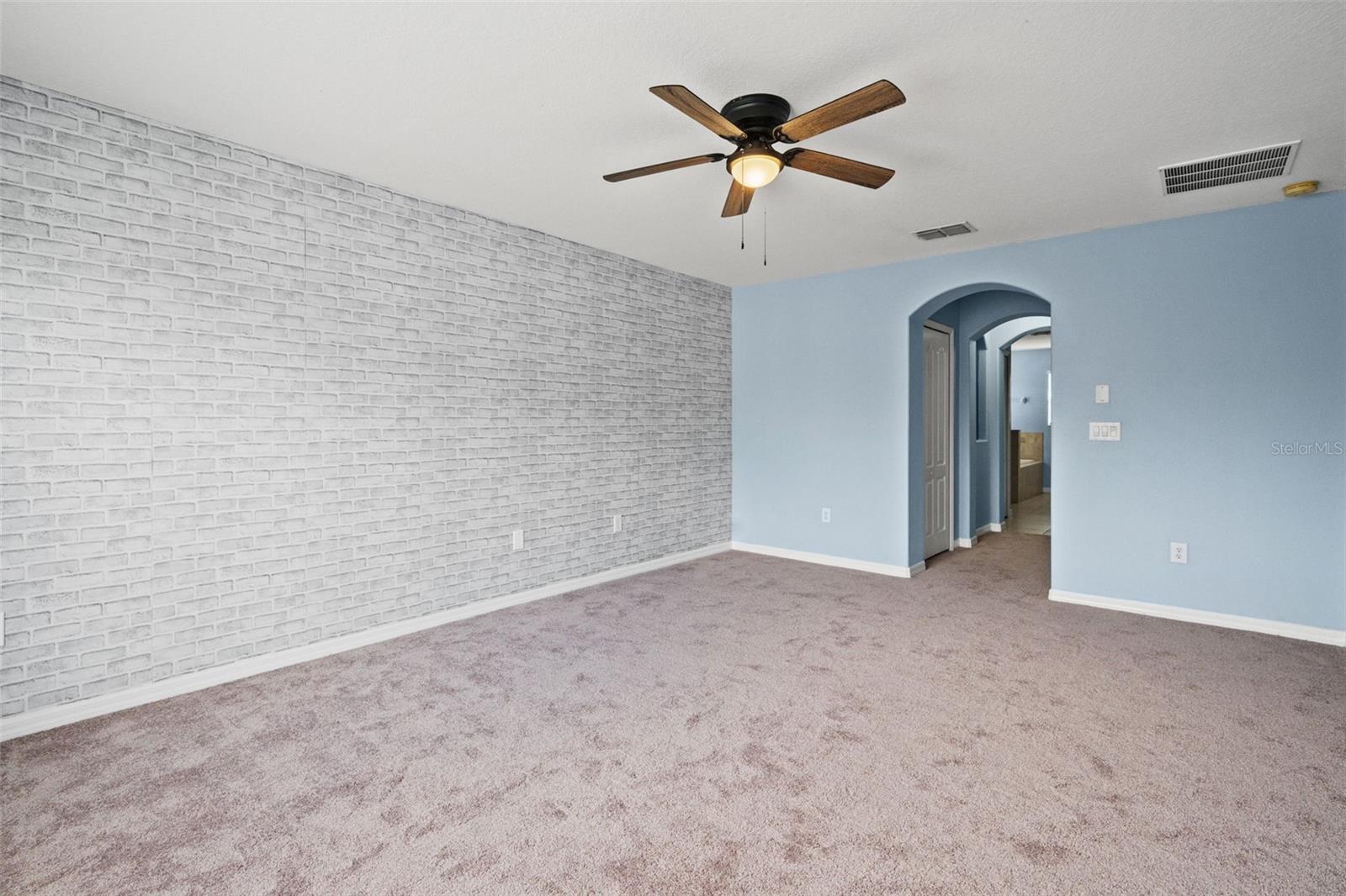 10626 LIBERTY BELL DR, TAMPA, FL — photo 42