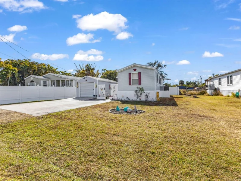 1607 WOODLAWN AVE, PUNTA GORDA, FL