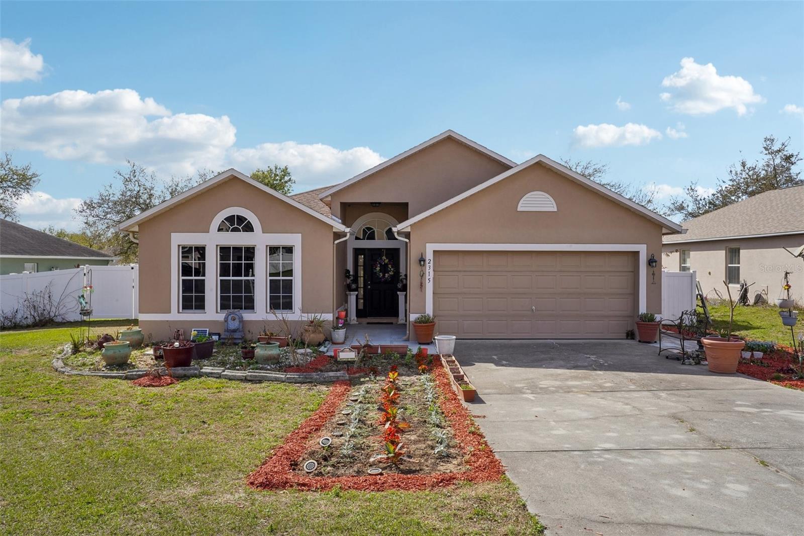 2315 BELFRY WAY, MASCOTTE, FL