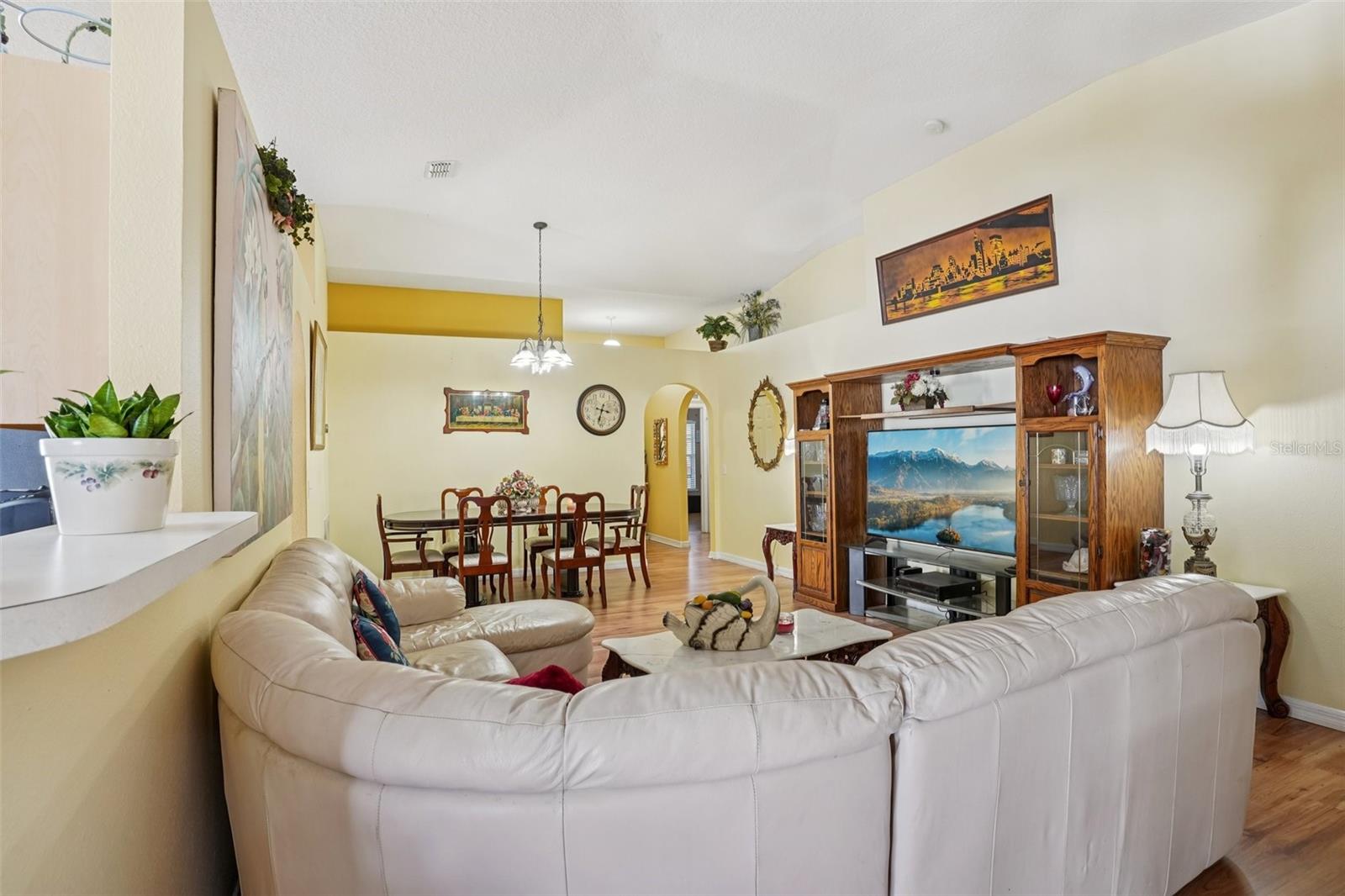 2315 BELFRY WAY, MASCOTTE, FL — photo 17