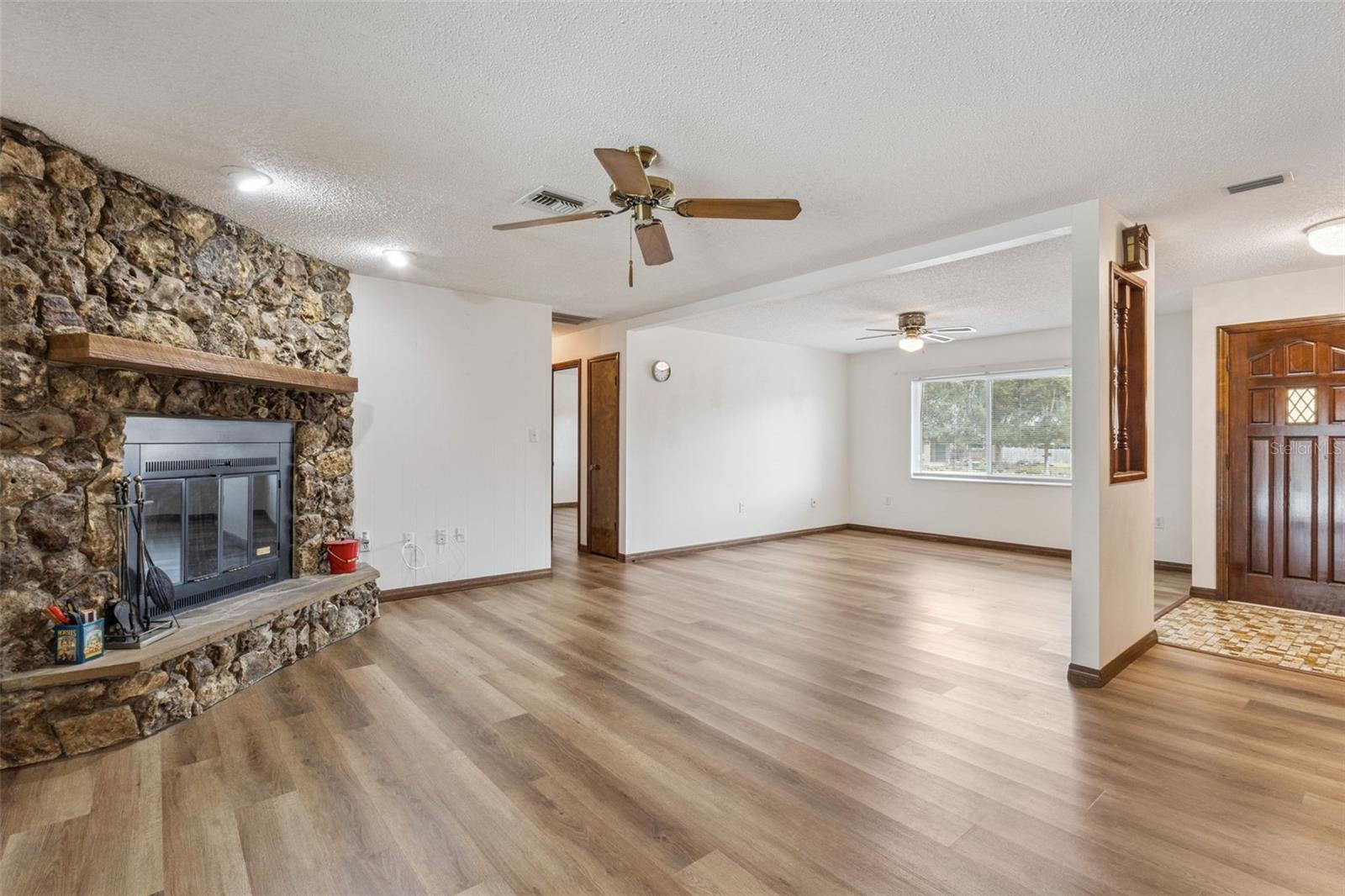 35025 RAINTREE DR, FRUITLAND PARK, FL — photo 10