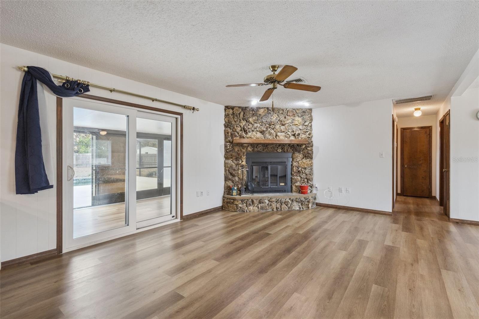 35025 RAINTREE DR, FRUITLAND PARK, FL — photo 11
