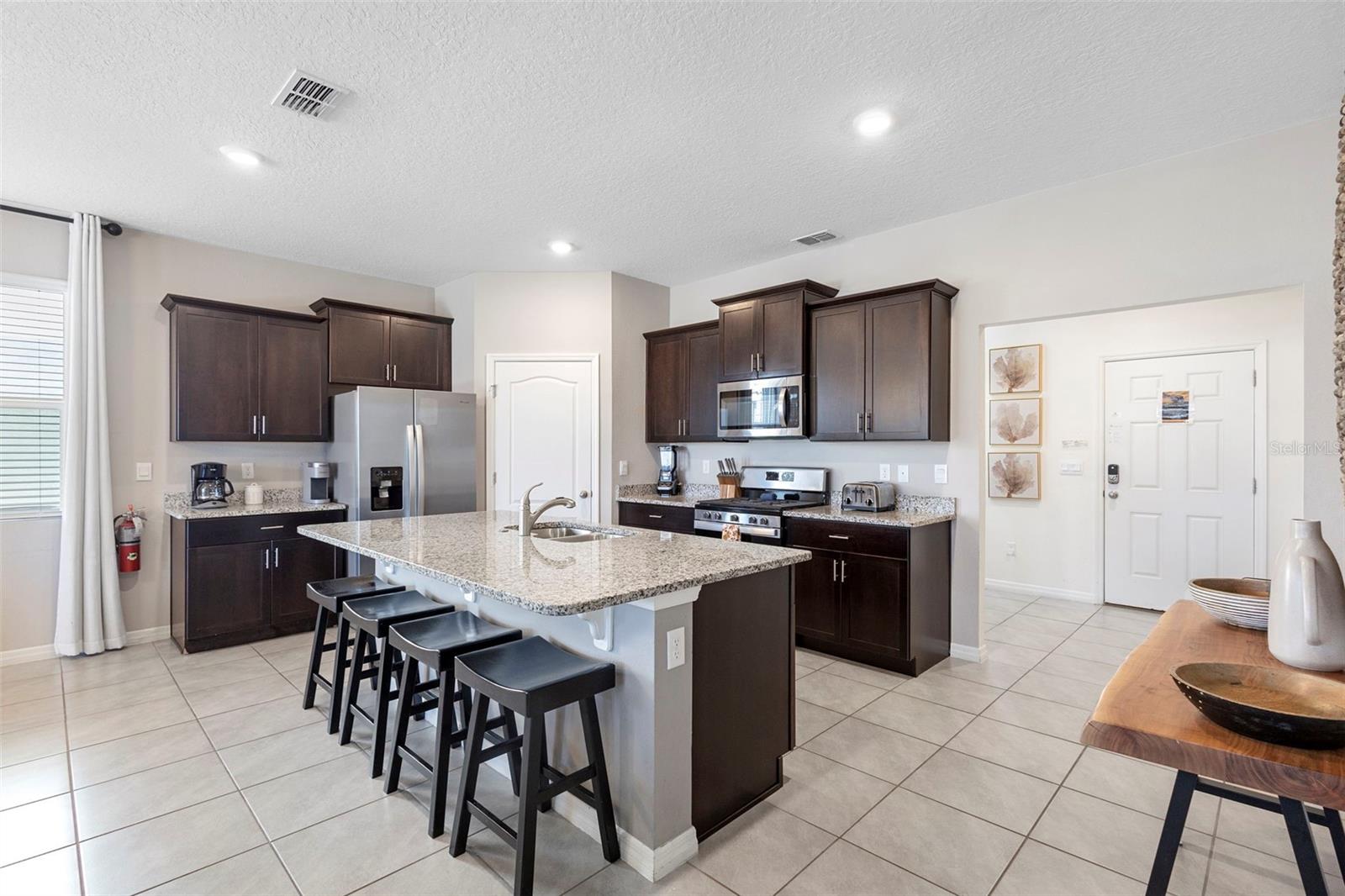 7592 OAKMOSS LOOP, DAVENPORT, FL — photo 9