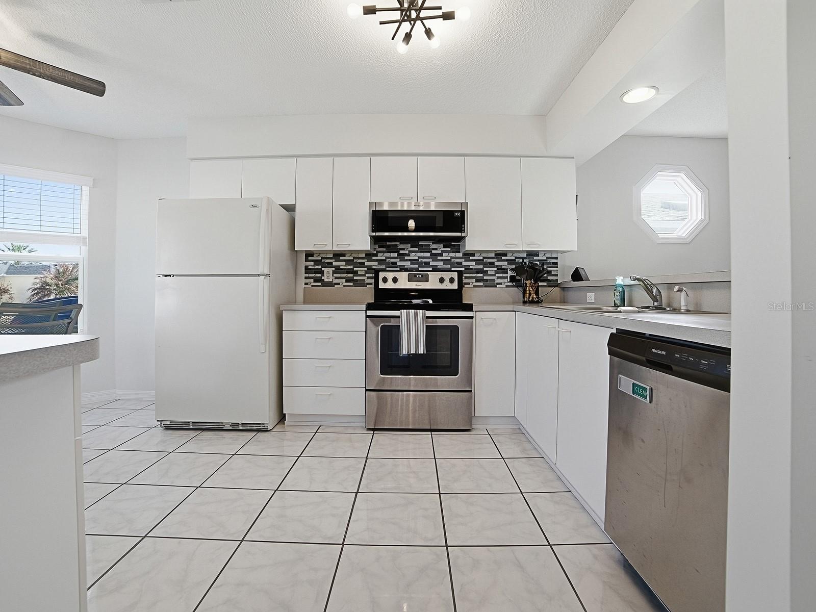 32747 WESTWOOD LOOP, LEESBURG, FL — photo 16