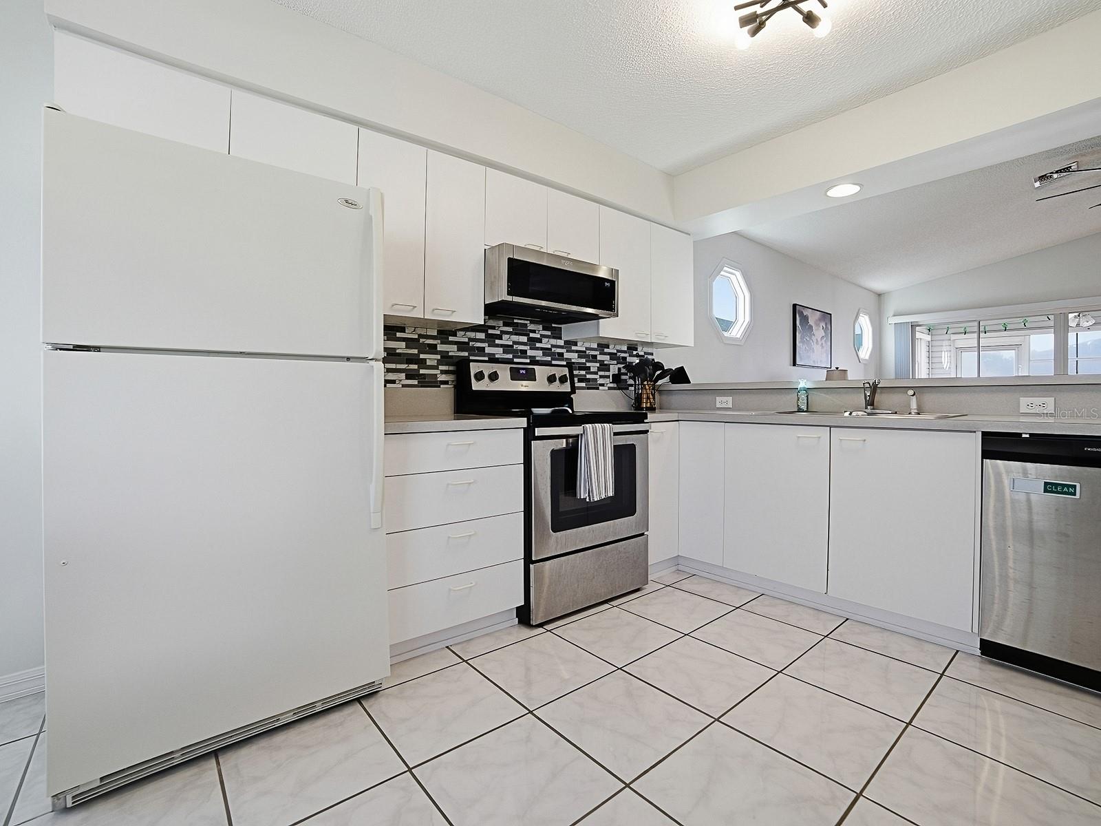 32747 WESTWOOD LOOP, LEESBURG, FL — photo 19