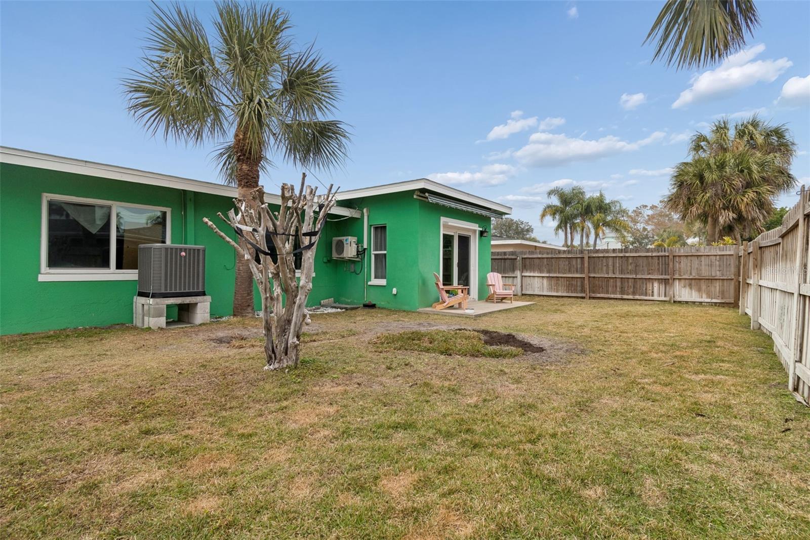 2427 BAYWOOD DR W, DUNEDIN, FL — photo 44