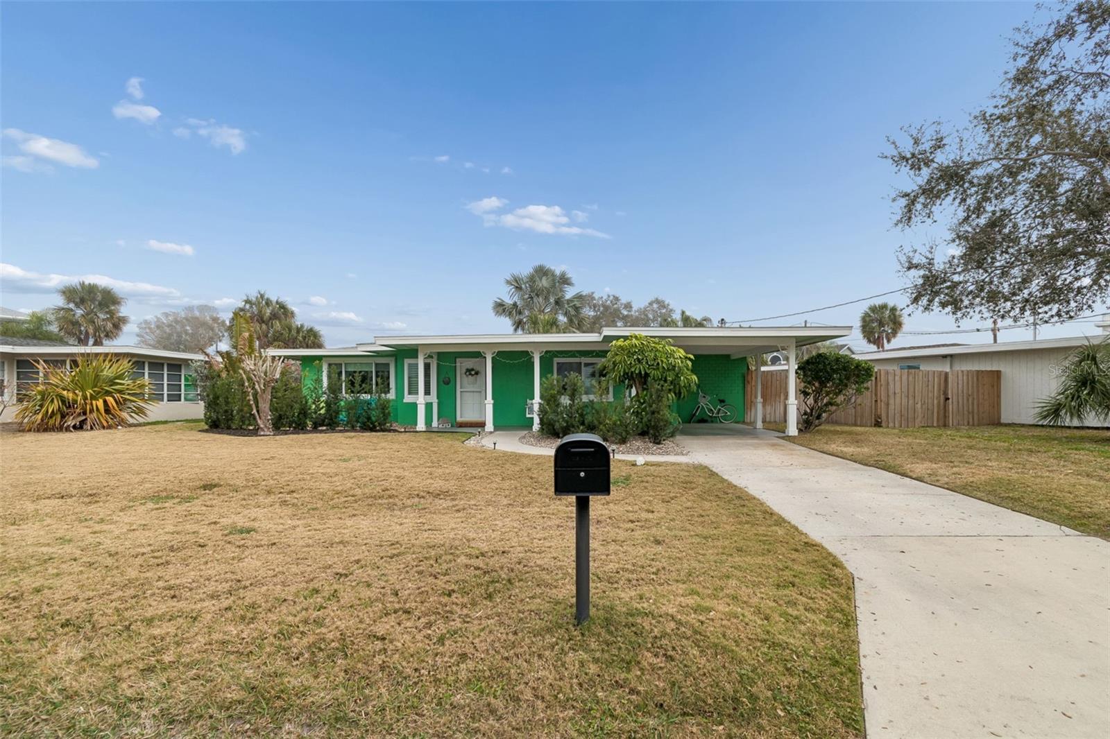 2427 BAYWOOD DR W, DUNEDIN, FL — photo 47