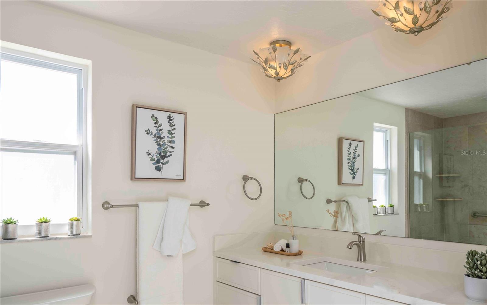 563 SPANISH DR S, LONGBOAT KEY, FL — photo 18
