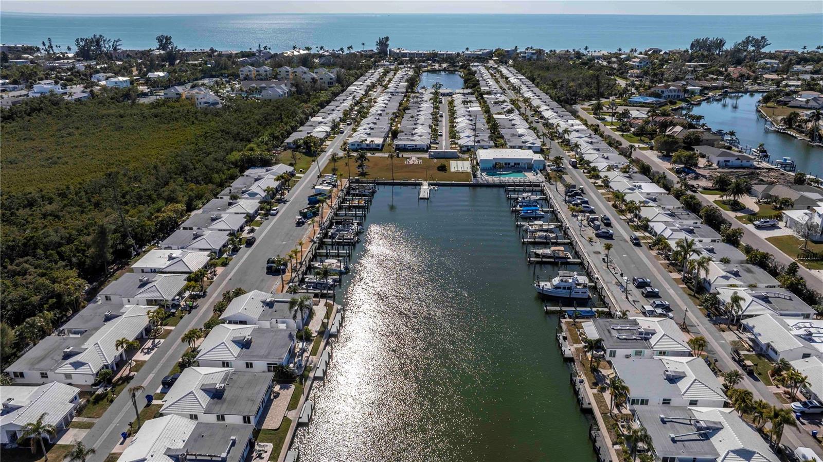 563 SPANISH DR S, LONGBOAT KEY, FL — photo 44