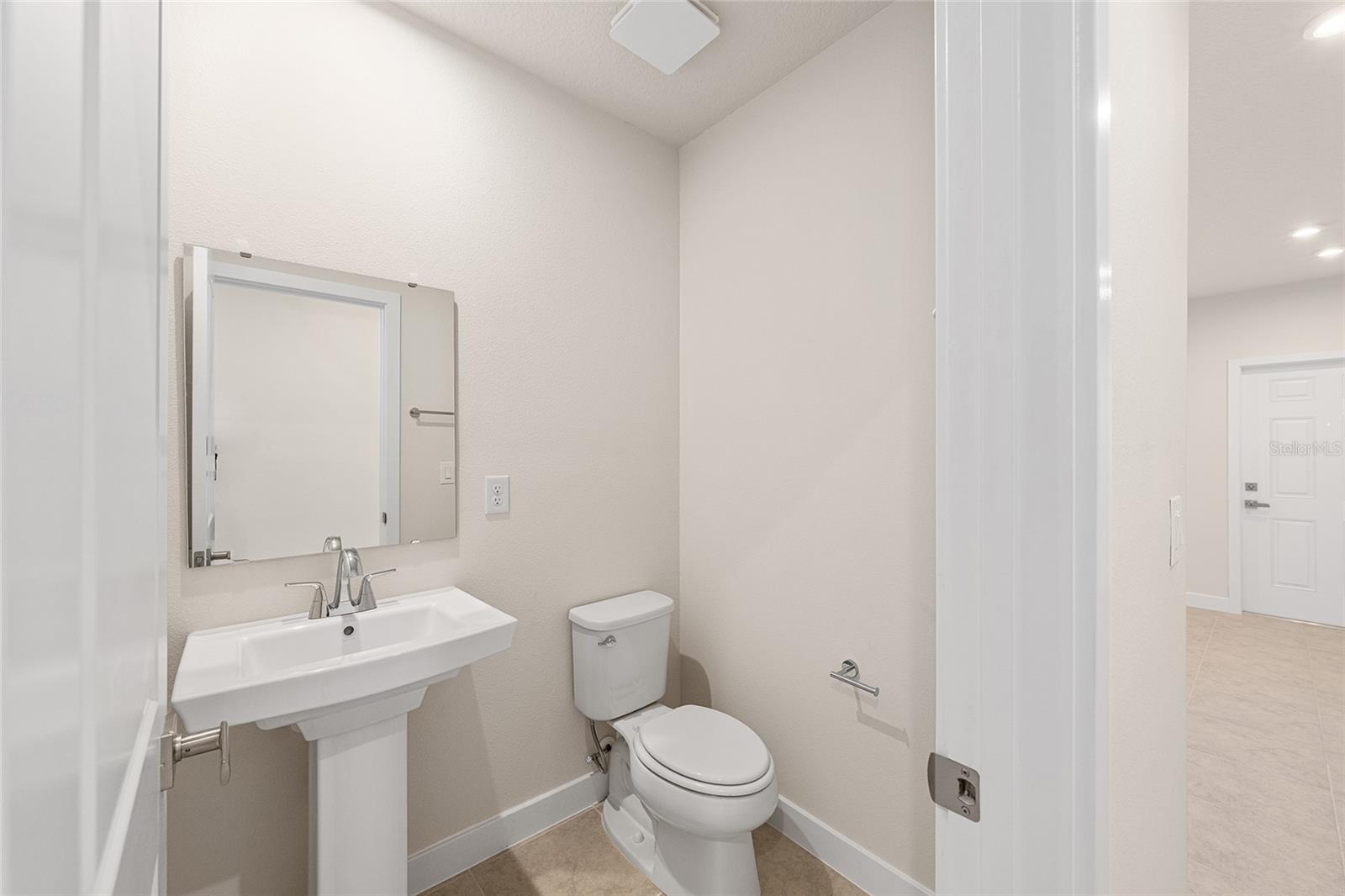 1197 PORT BLUE WAY, LADY LAKE, FL — photo 24
