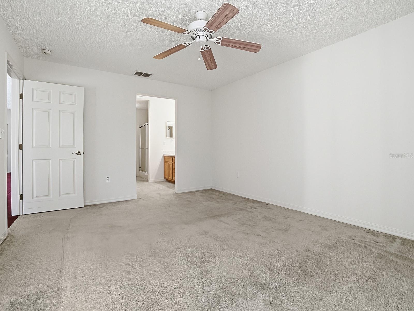 752 OLD OAKS LN, LEESBURG, FL — photo 27