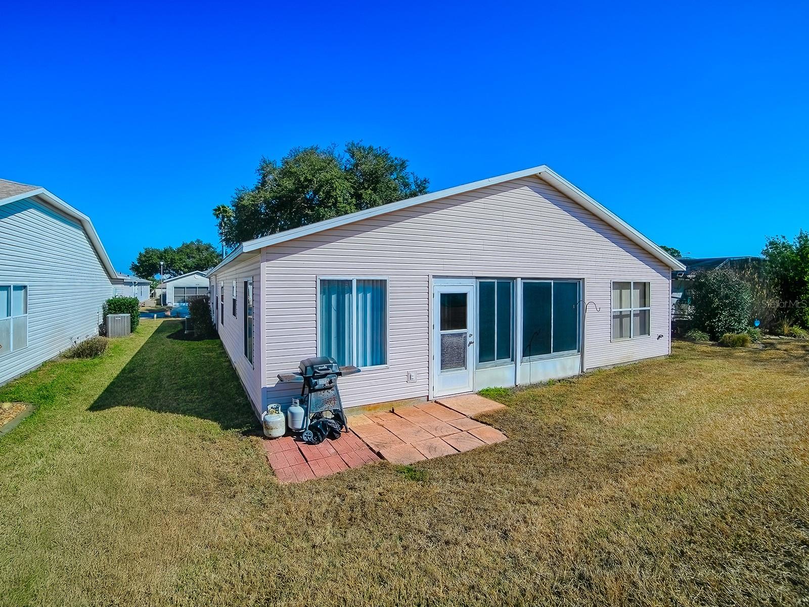 752 OLD OAKS LN, LEESBURG, FL — photo 55