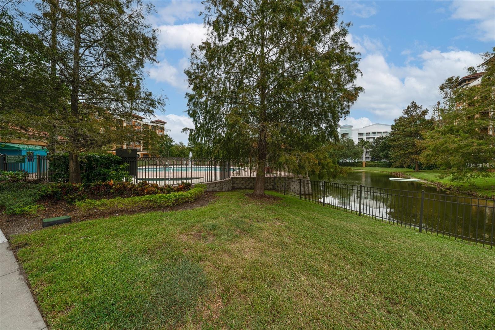 12544 FLORIDAYS RESORT DR #402B, ORLANDO, FL — photo 8