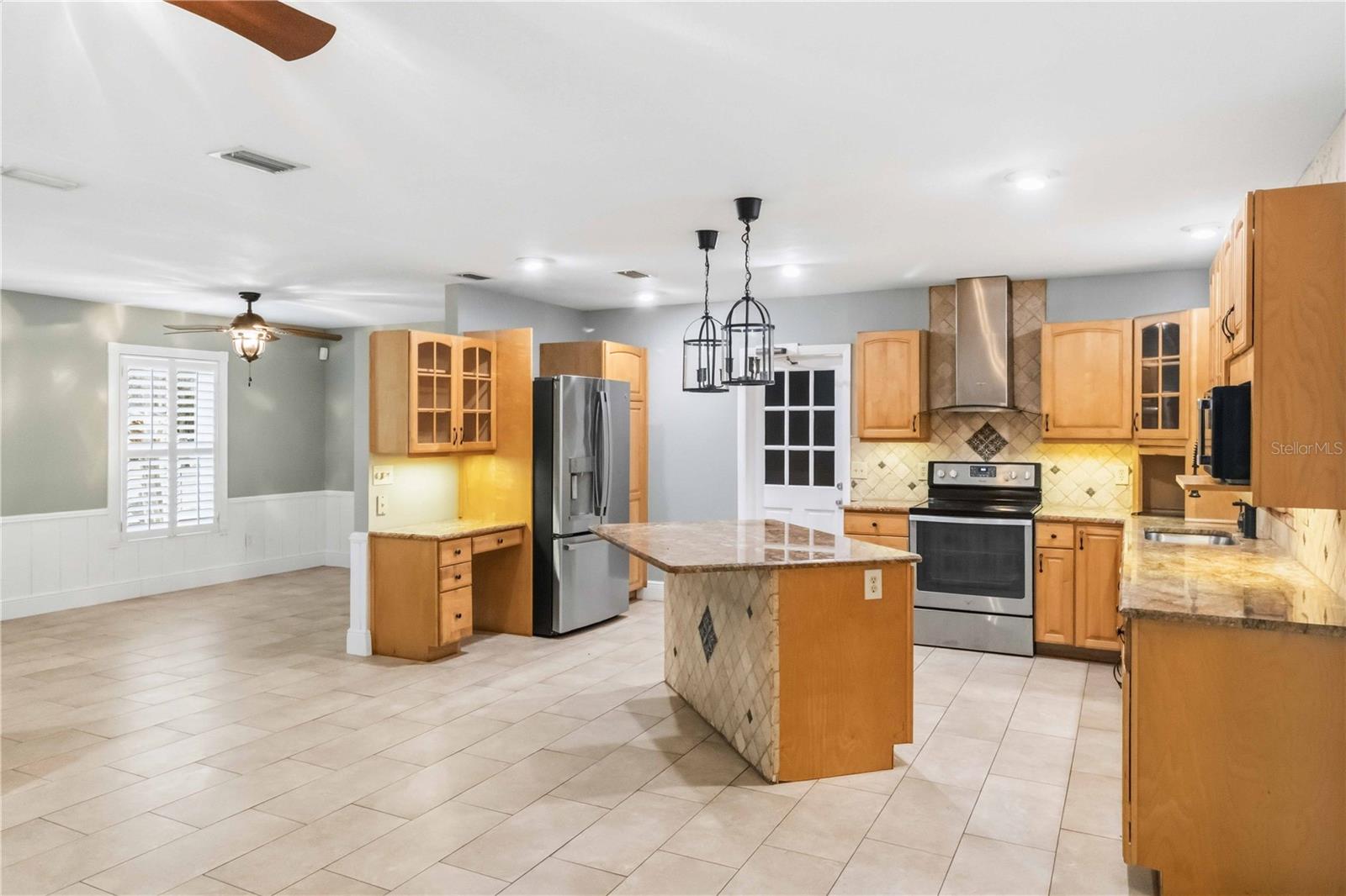 5304 ROSECREST CIR, TAMPA, FL — photo 6