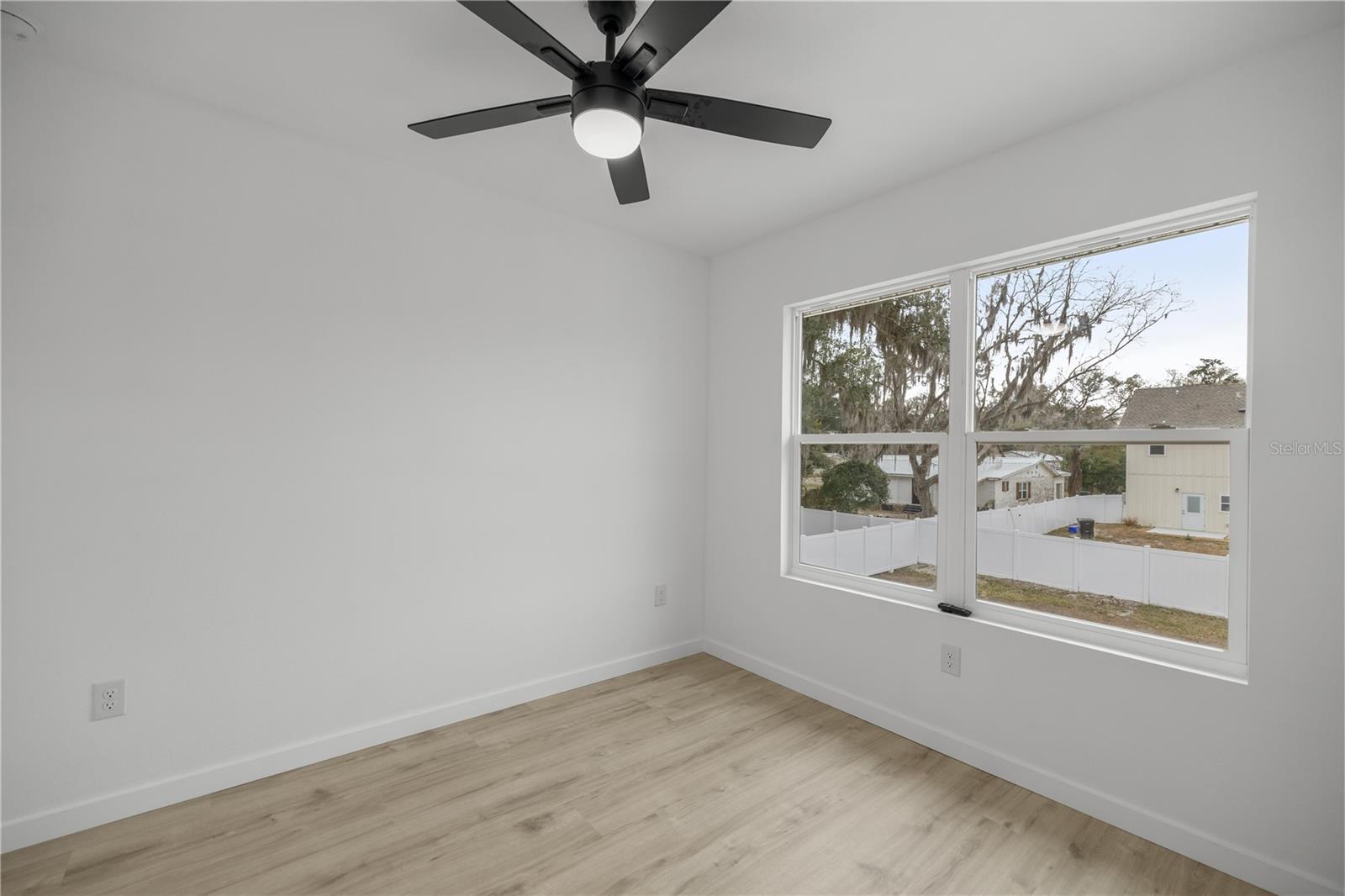 310 SE 6TH ST, WILLISTON, FL — photo 26