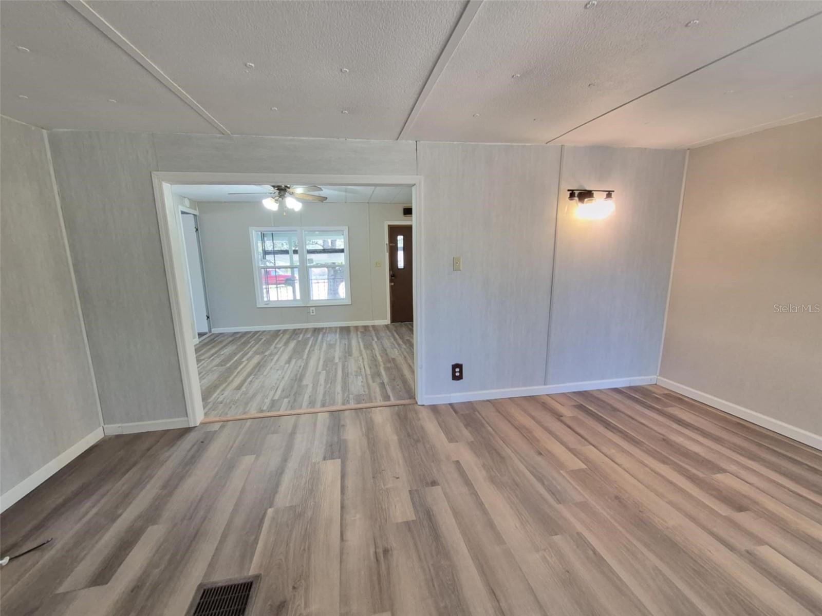 18565 SE 24TH LN, OCKLAWAHA, FL — photo 14