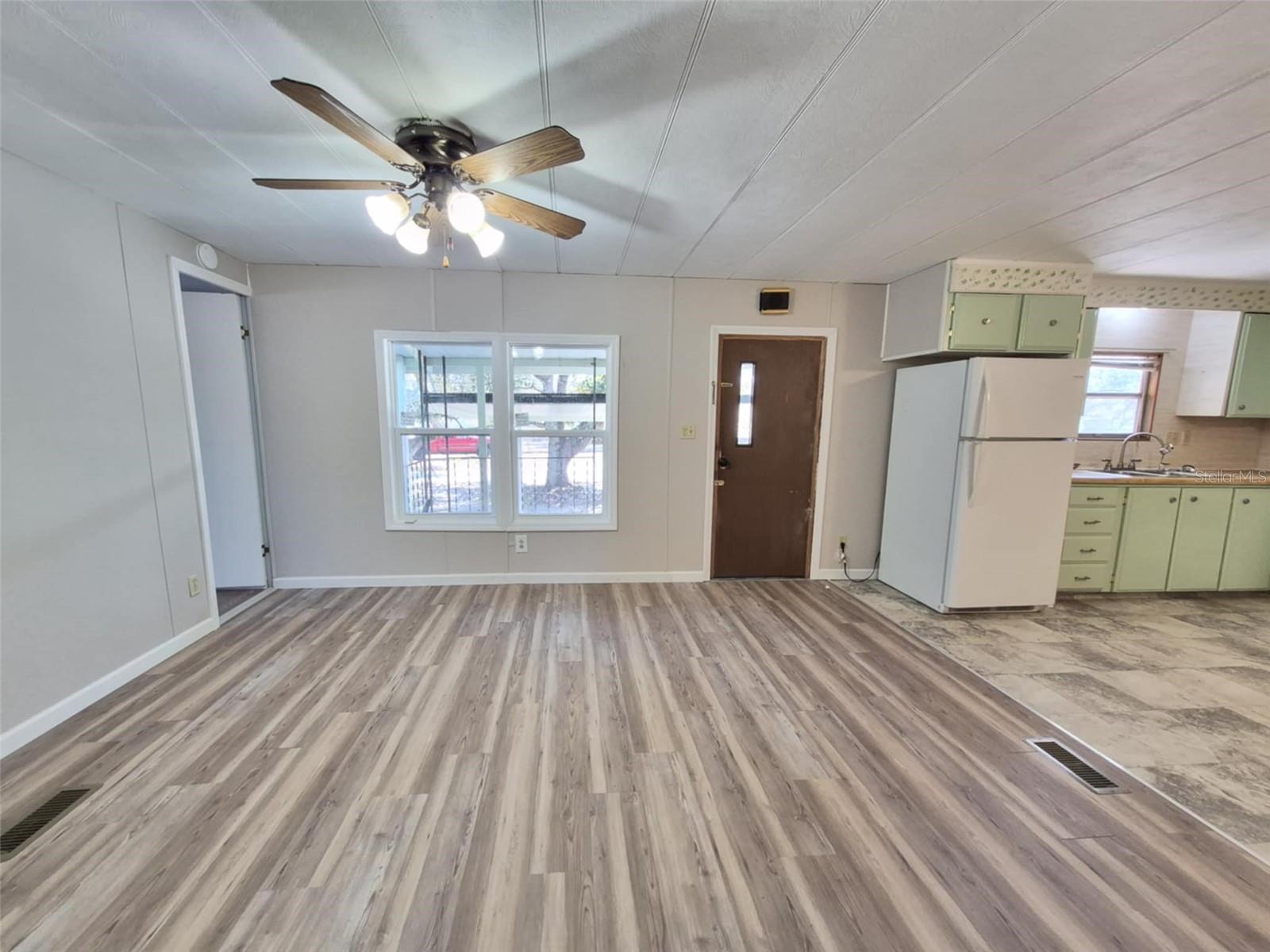 18565 SE 24TH LN, OCKLAWAHA, FL — photo 15