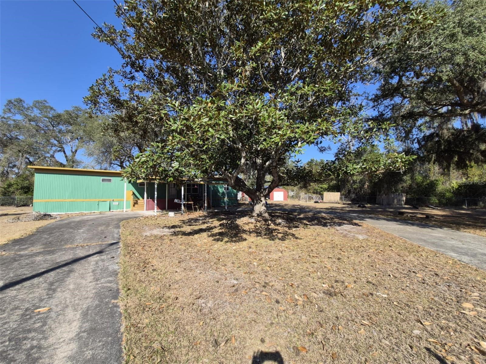 18565 SE 24TH LN, OCKLAWAHA, FL