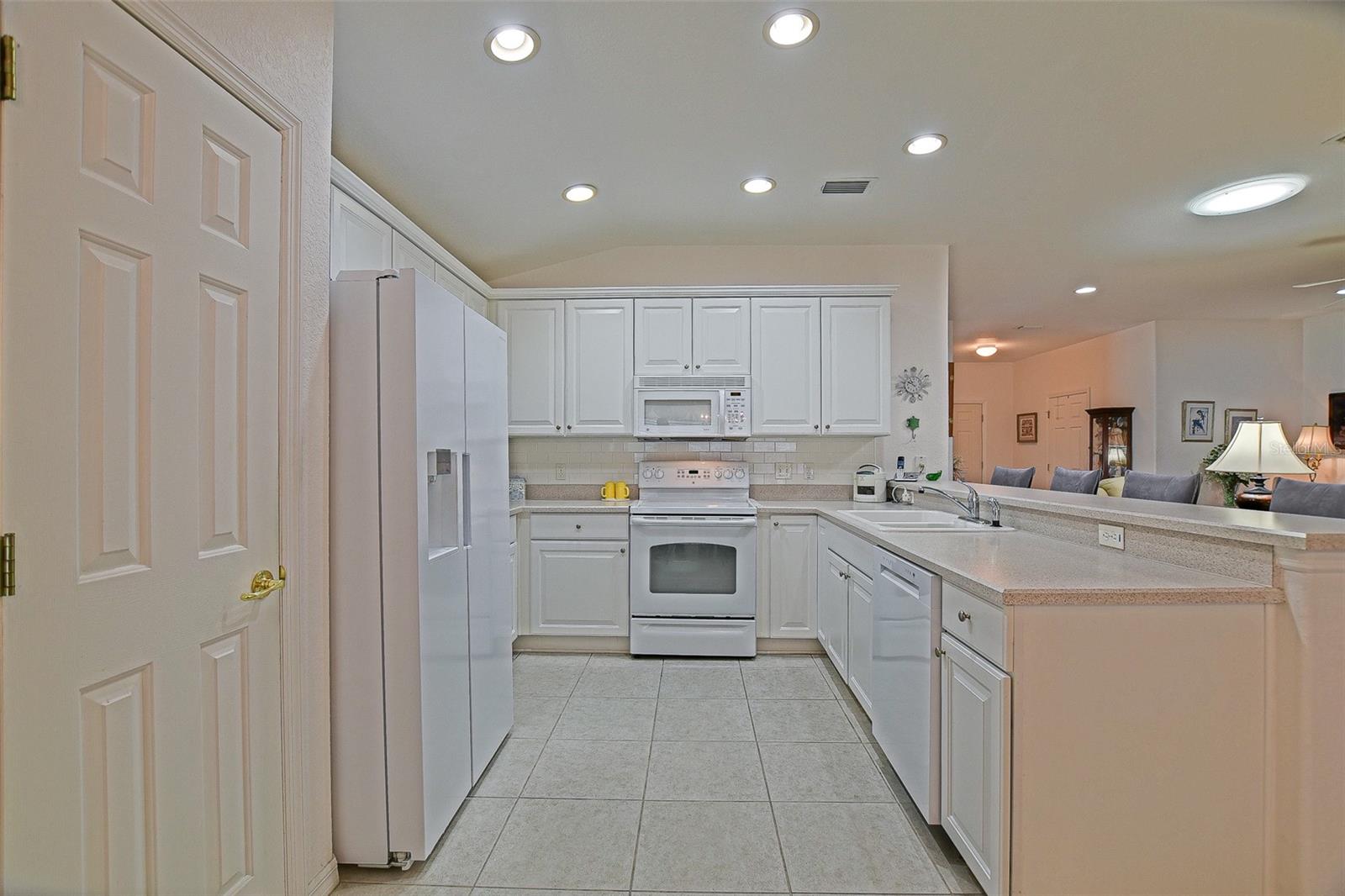 11728 SE 91ST CIR, SUMMERFIELD, FL — photo 46