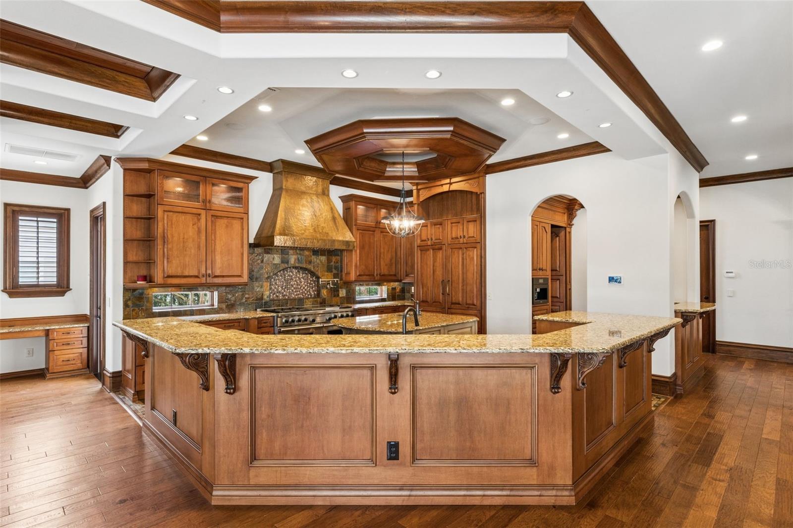 16332 PENDIO DR, BELLA COLLINA, FL — photo 35