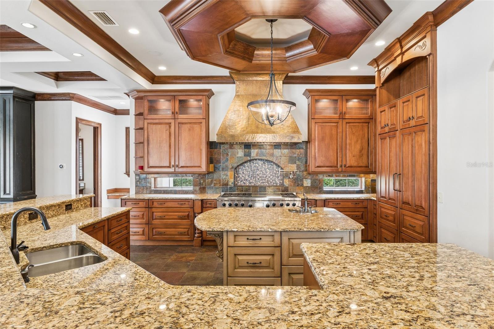 16332 PENDIO DR, BELLA COLLINA, FL — photo 51