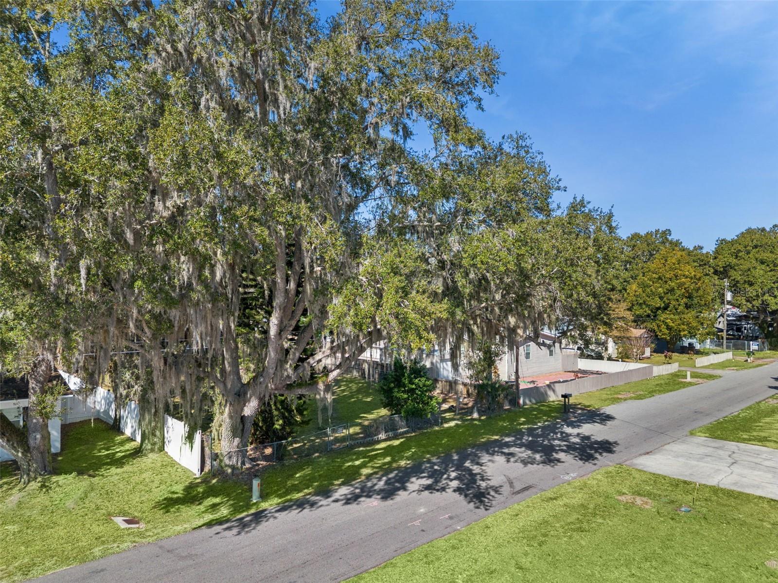 1724 EVERGREEN ST, KISSIMMEE, FL — photo 2
