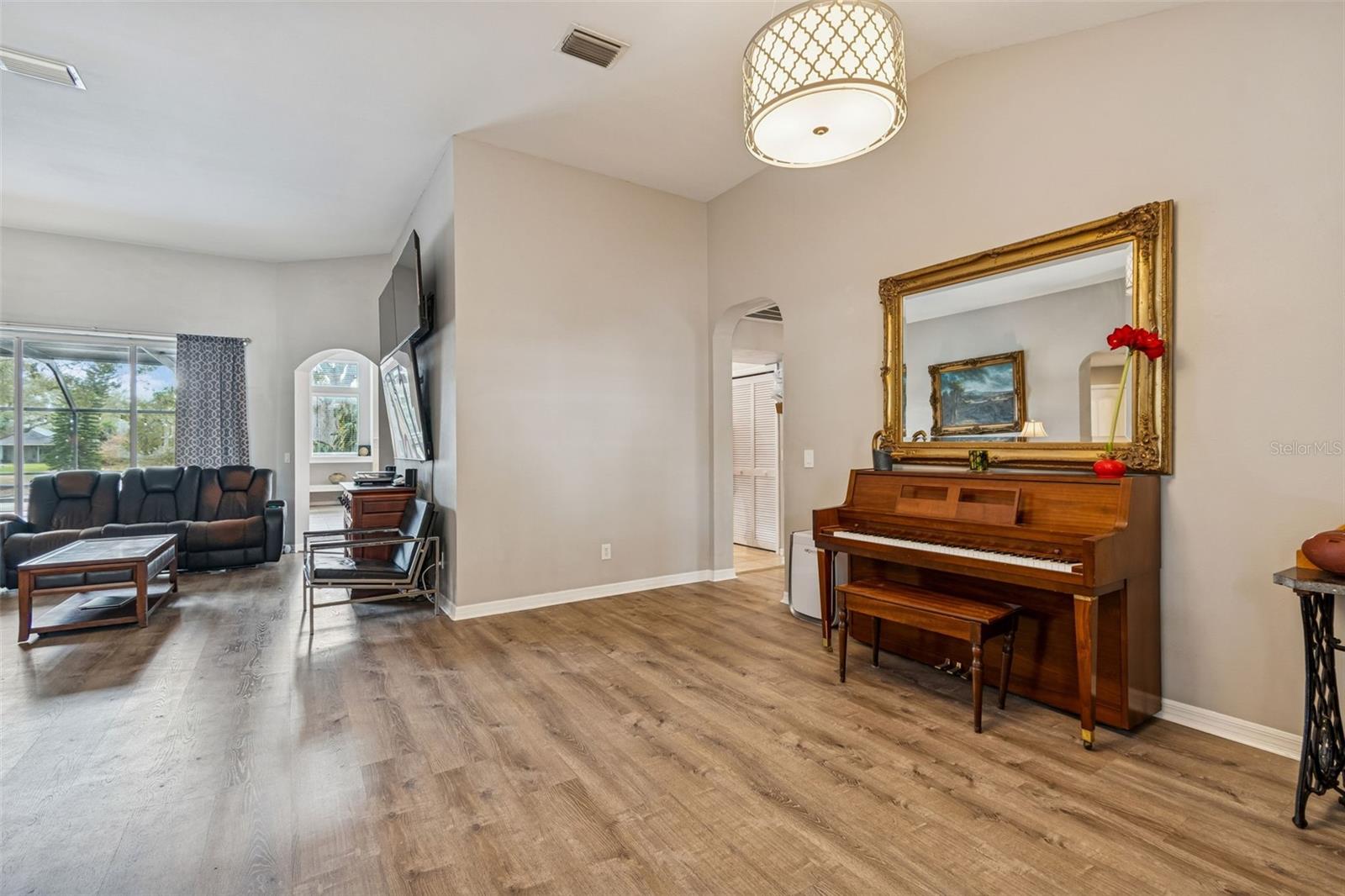 16711 LONGLEAT DR, LUTZ, FL — photo 9