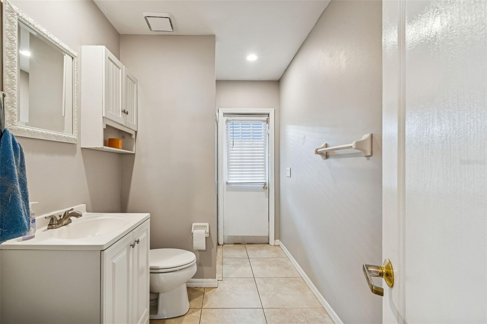 16711 LONGLEAT DR, LUTZ, FL — photo 32
