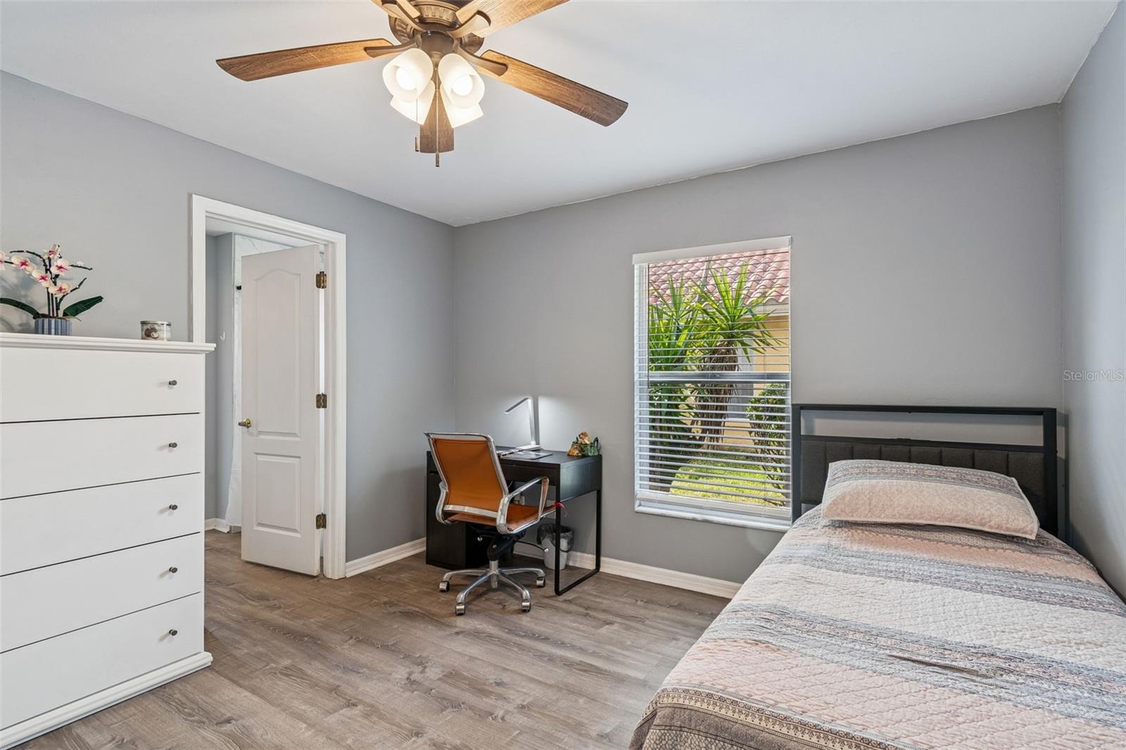 16711 LONGLEAT DR, LUTZ, FL — photo 36