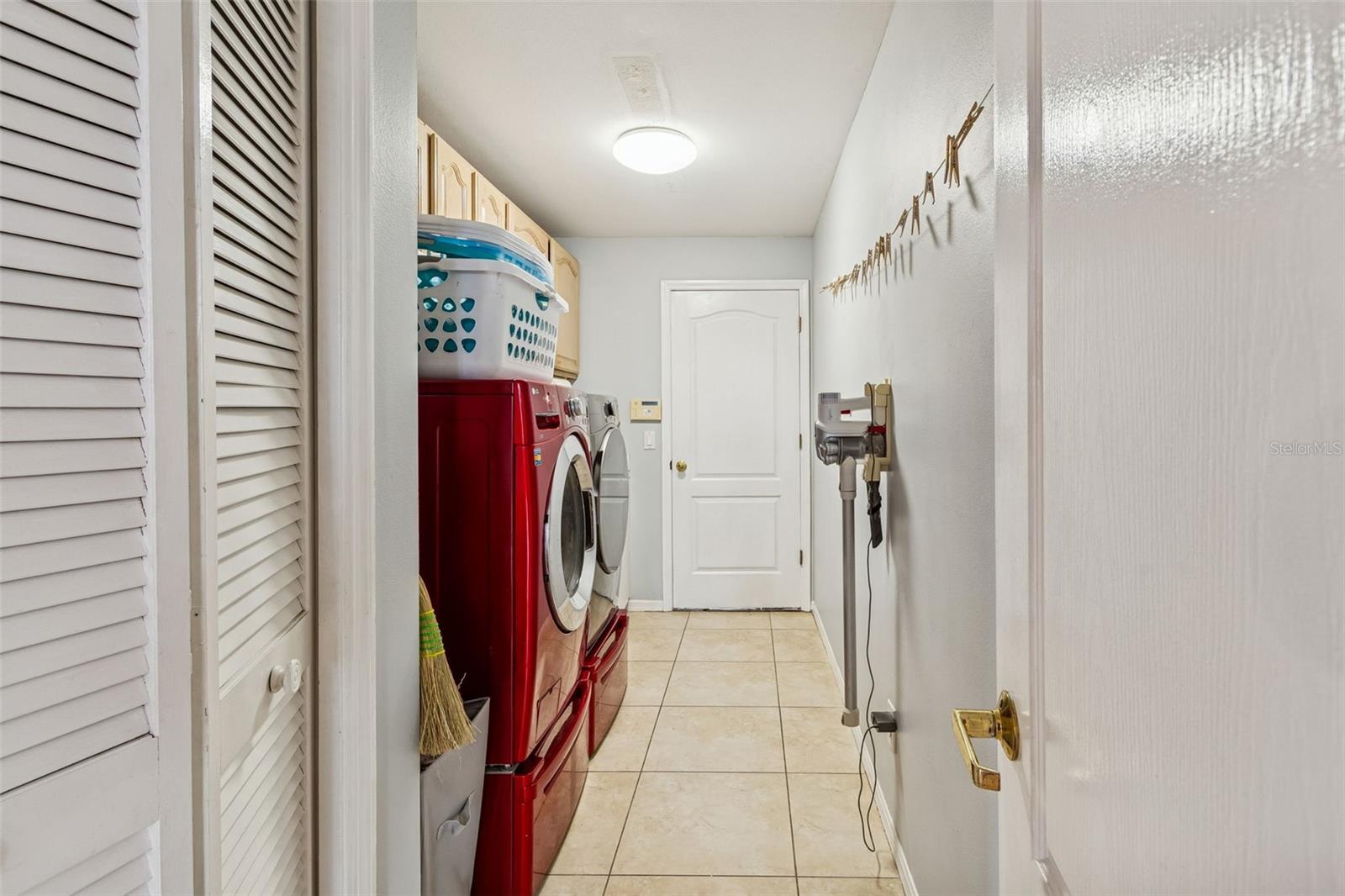 16711 LONGLEAT DR, LUTZ, FL — photo 45
