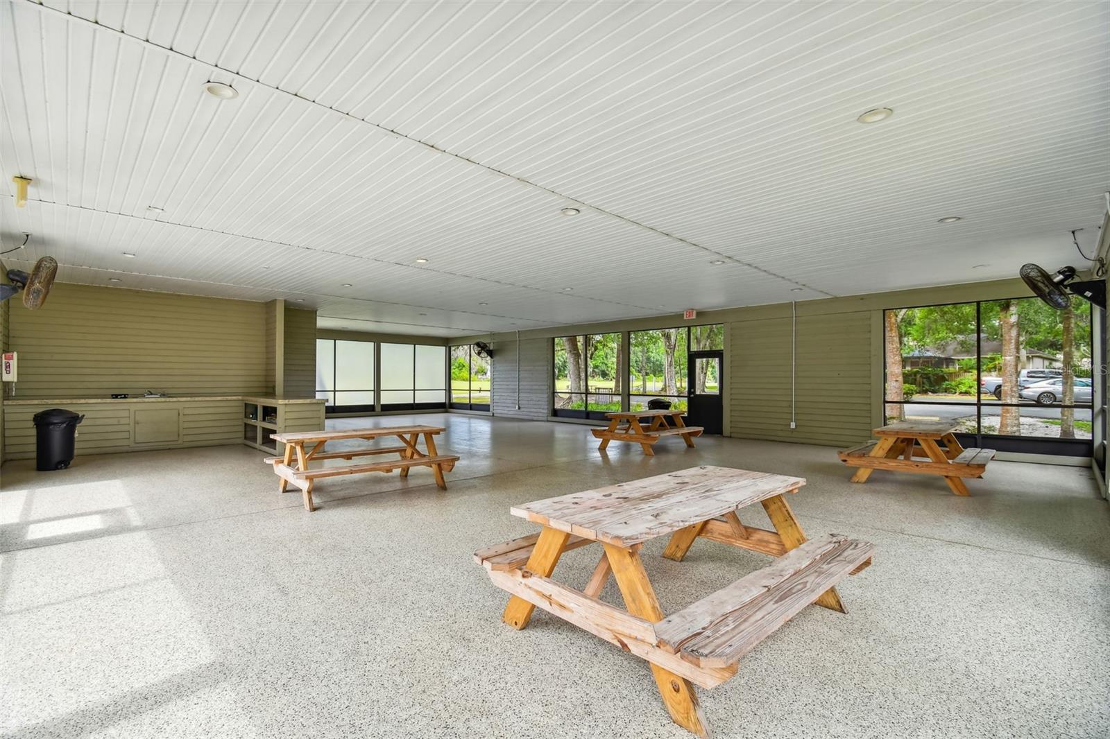 16711 LONGLEAT DR, LUTZ, FL — photo 73