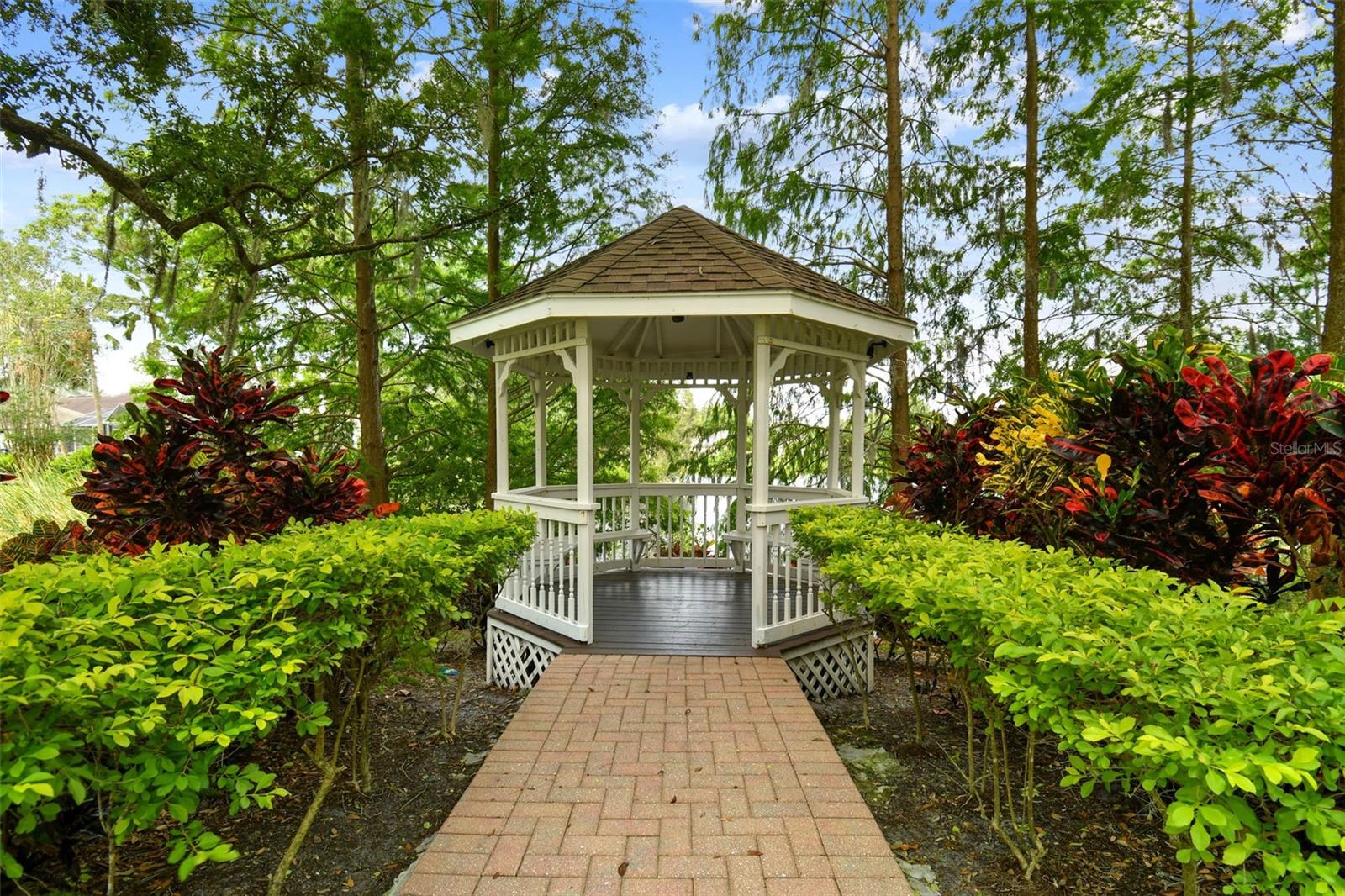 16711 LONGLEAT DR, LUTZ, FL — photo 79