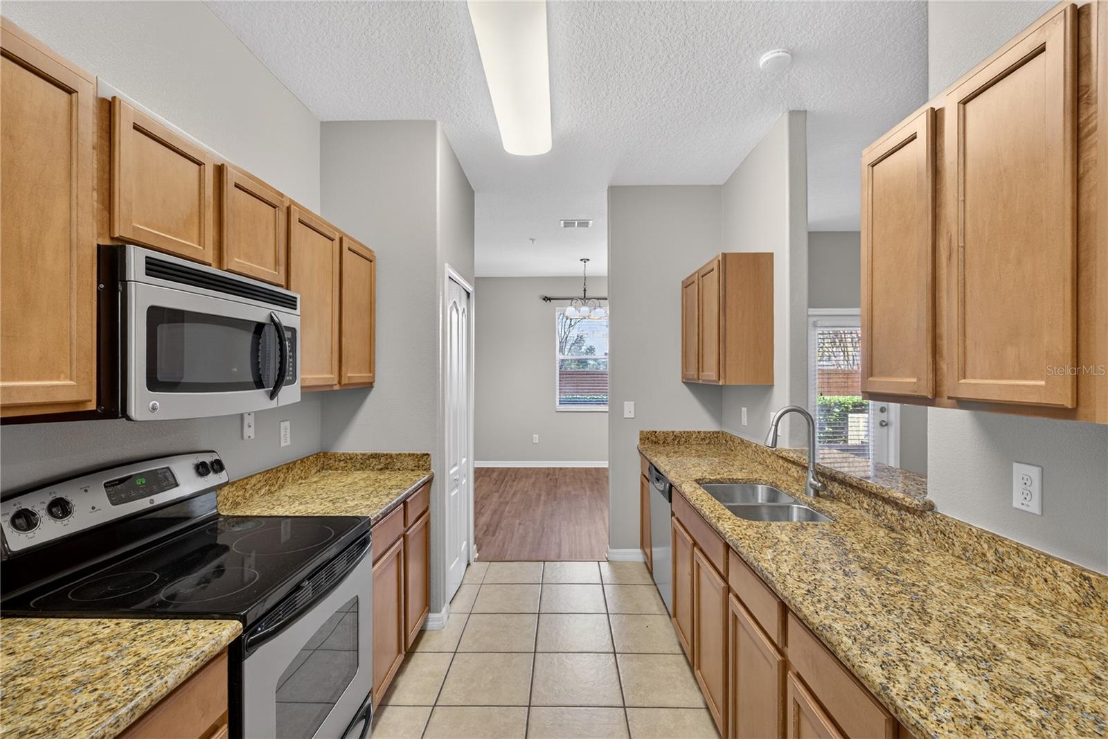 1519 PRIORY CIR, WINTER GARDEN, FL — photo 8