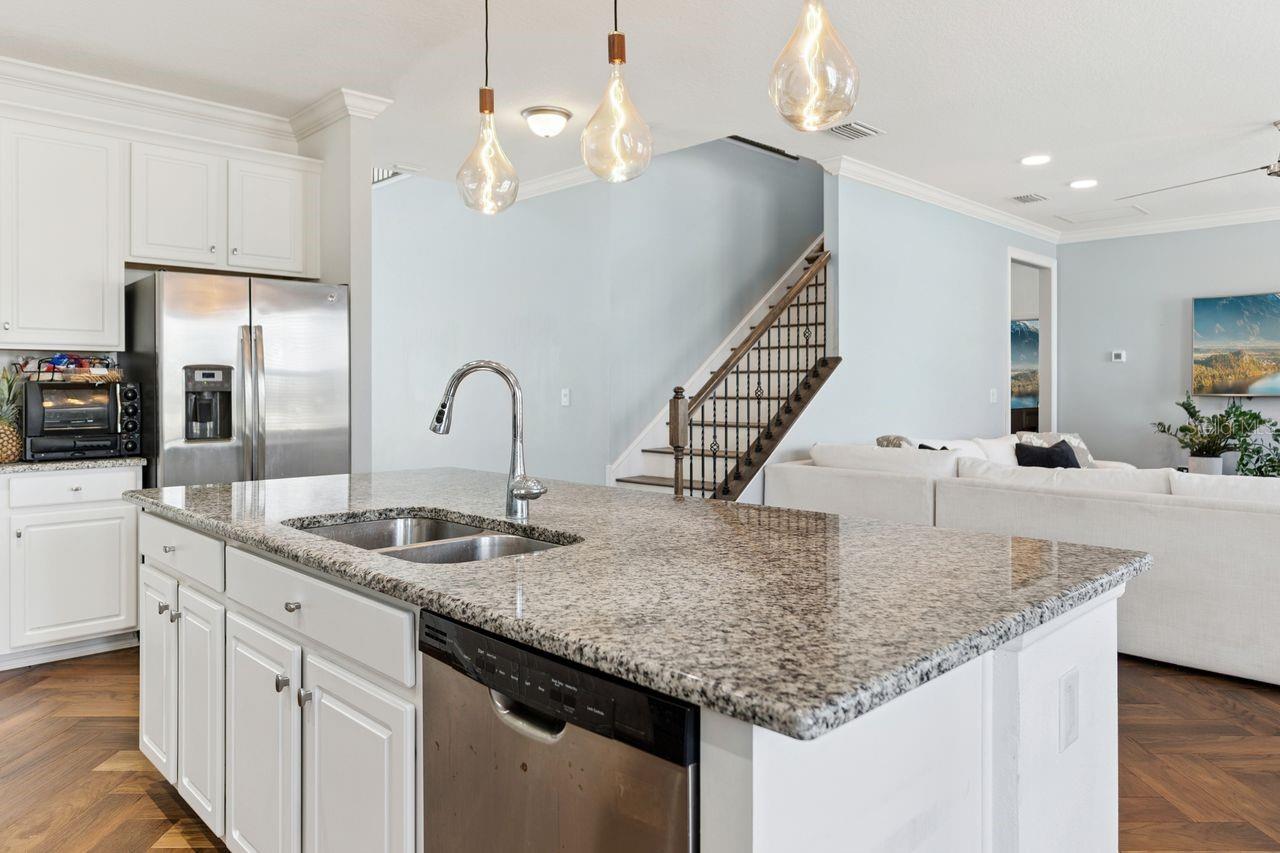 18799 HENEQUEN LN SE, SPRING HILL, FL — photo 9