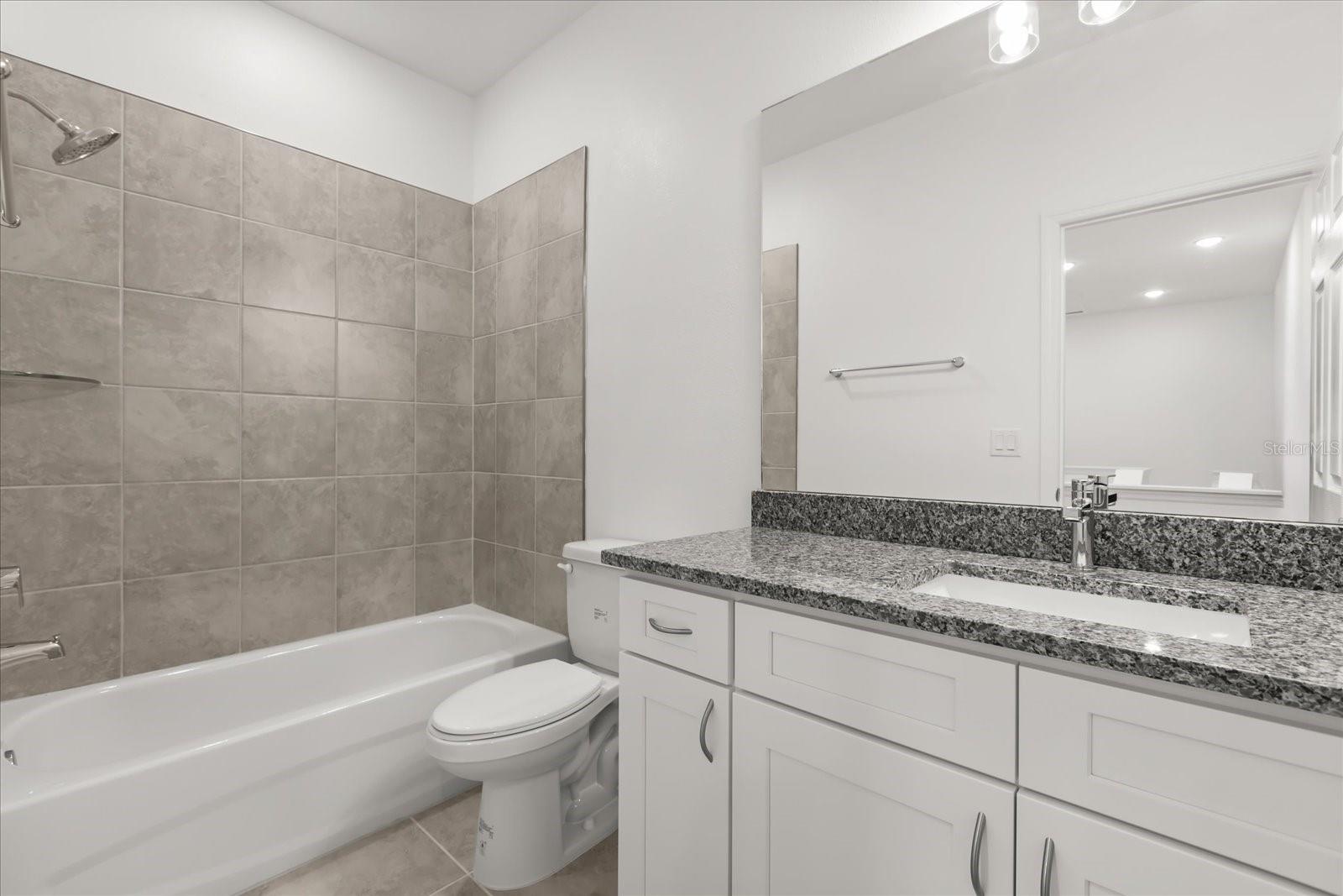 925 LAKEFRONT VILLAGE DR, CLERMONT, FL — photo 31