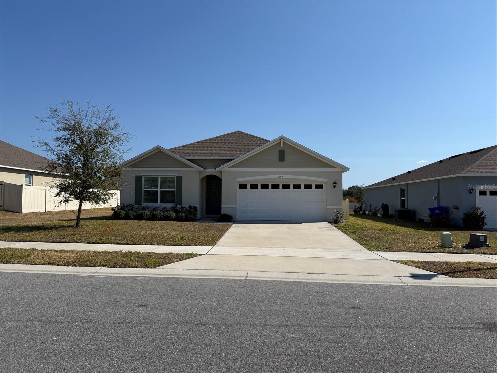 1792 HENIN CIR, TAVARES, FL