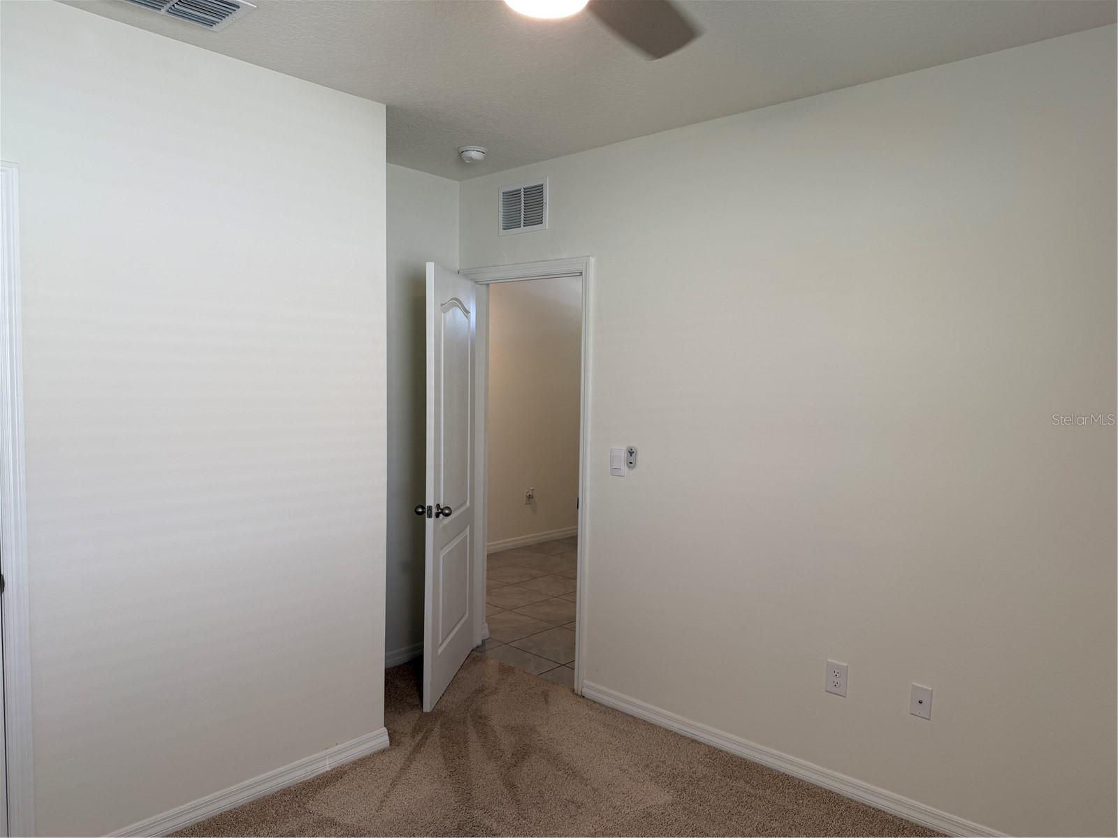 1792 HENIN CIR, TAVARES, FL — photo 10