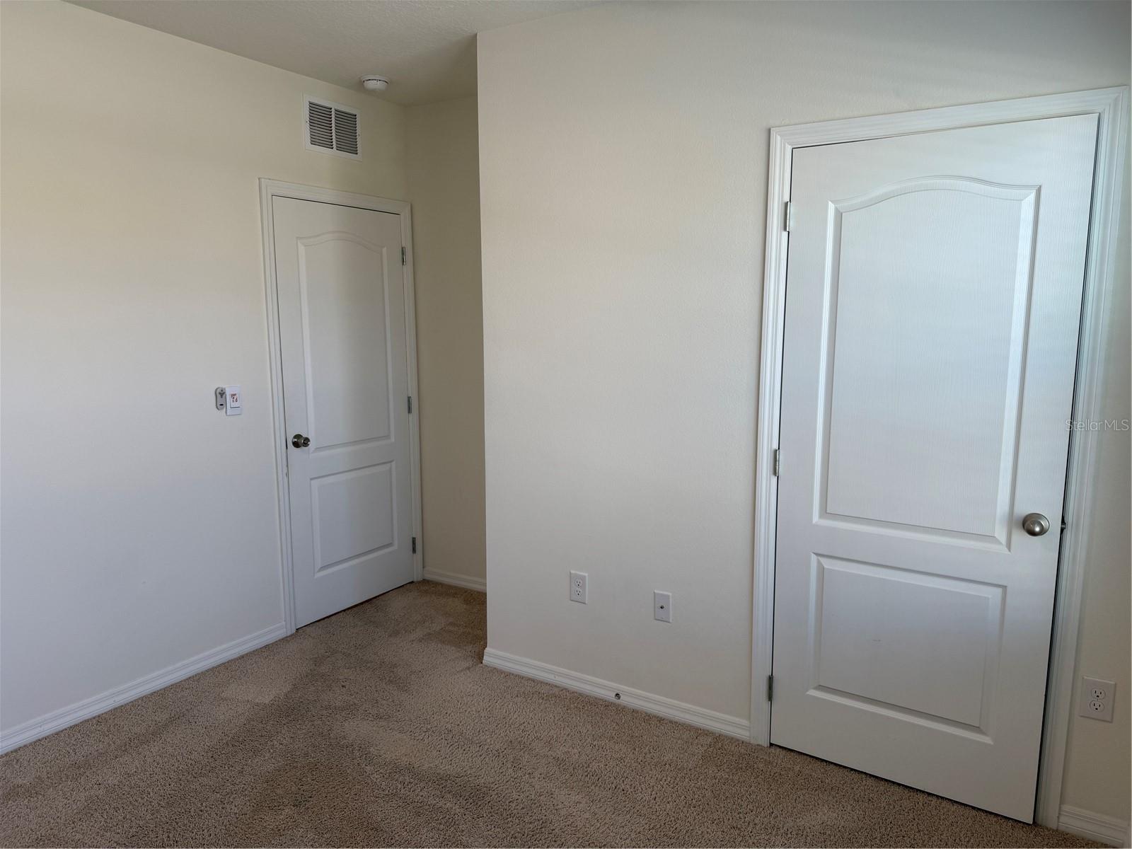 1792 HENIN CIR, TAVARES, FL — photo 19