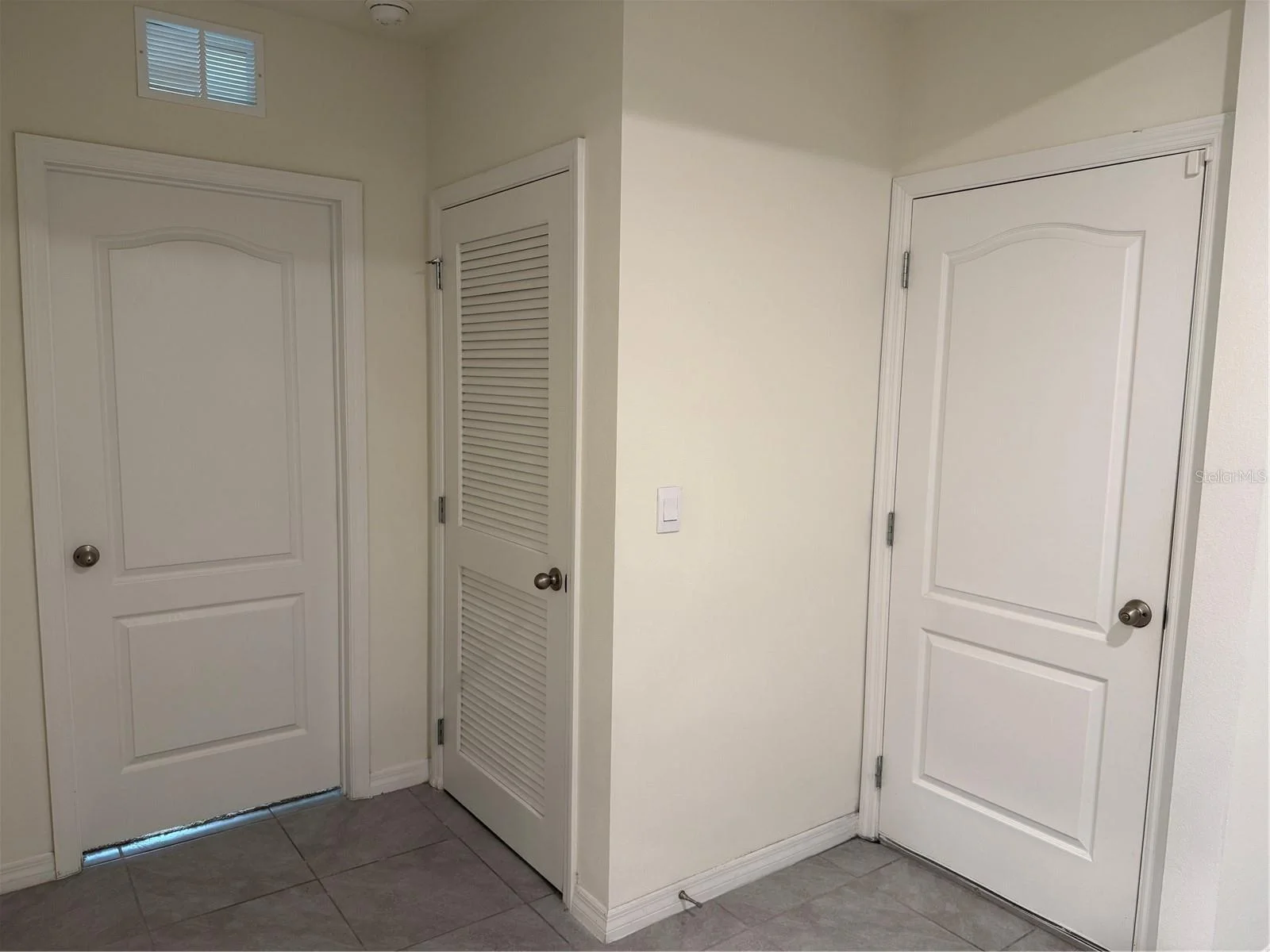 1792 HENIN CIR, TAVARES, FL — photo 24