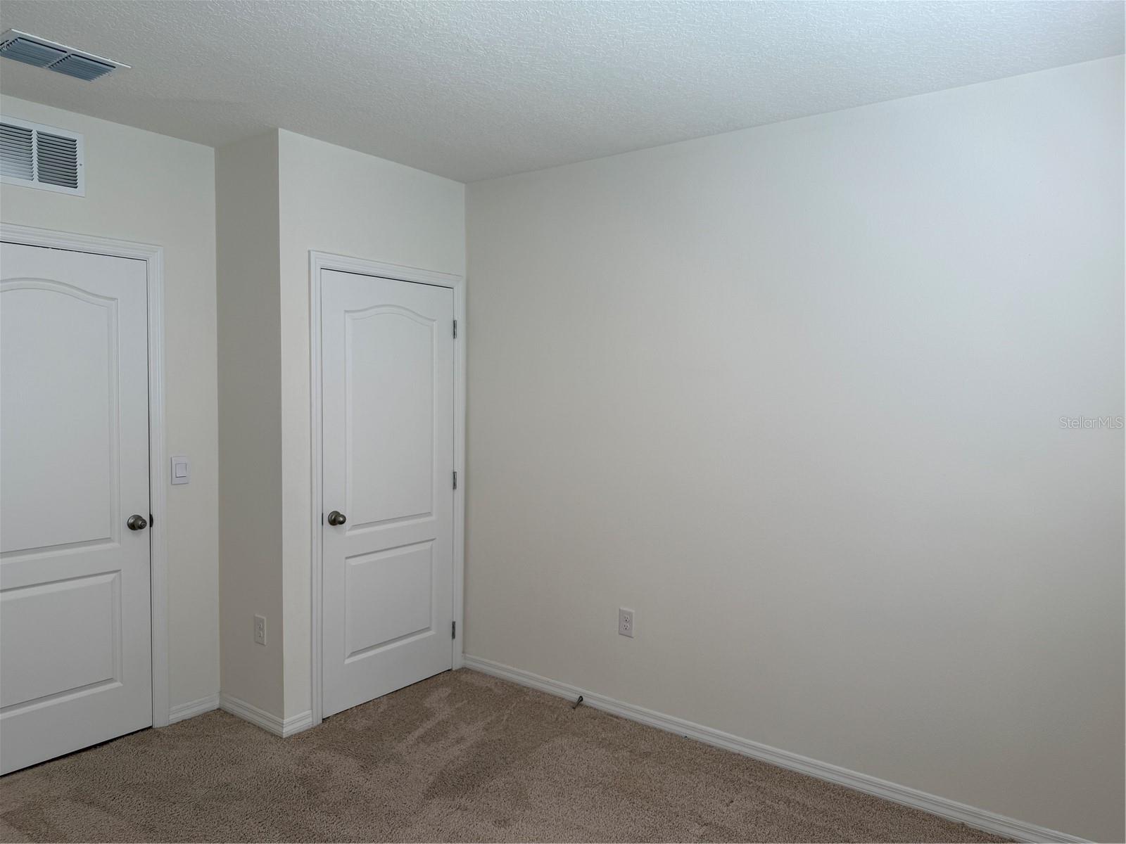 1792 HENIN CIR, TAVARES, FL — photo 32